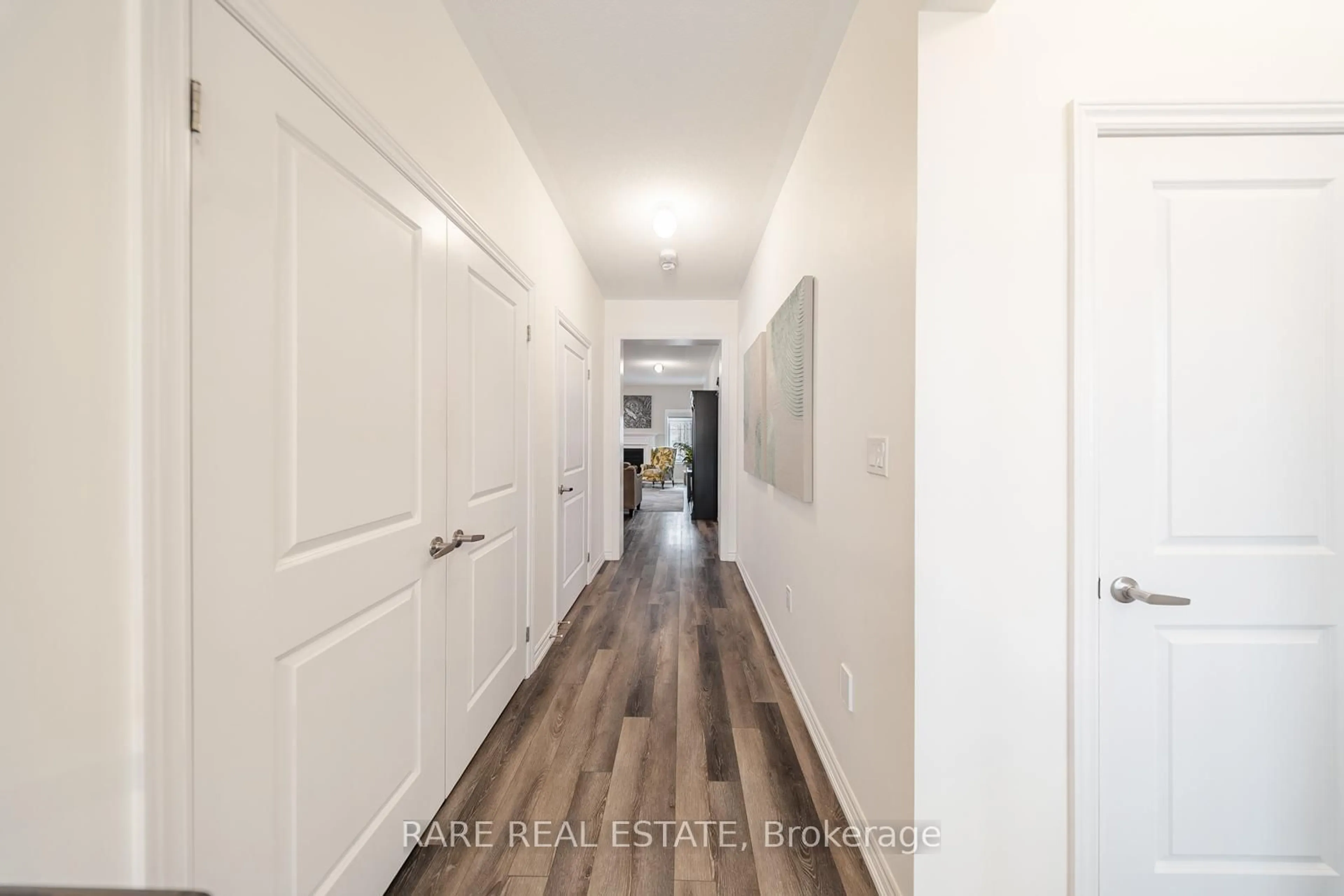 Indoor entryway for 1767 Emberton Way, Innisfil Ontario L9S 0N4