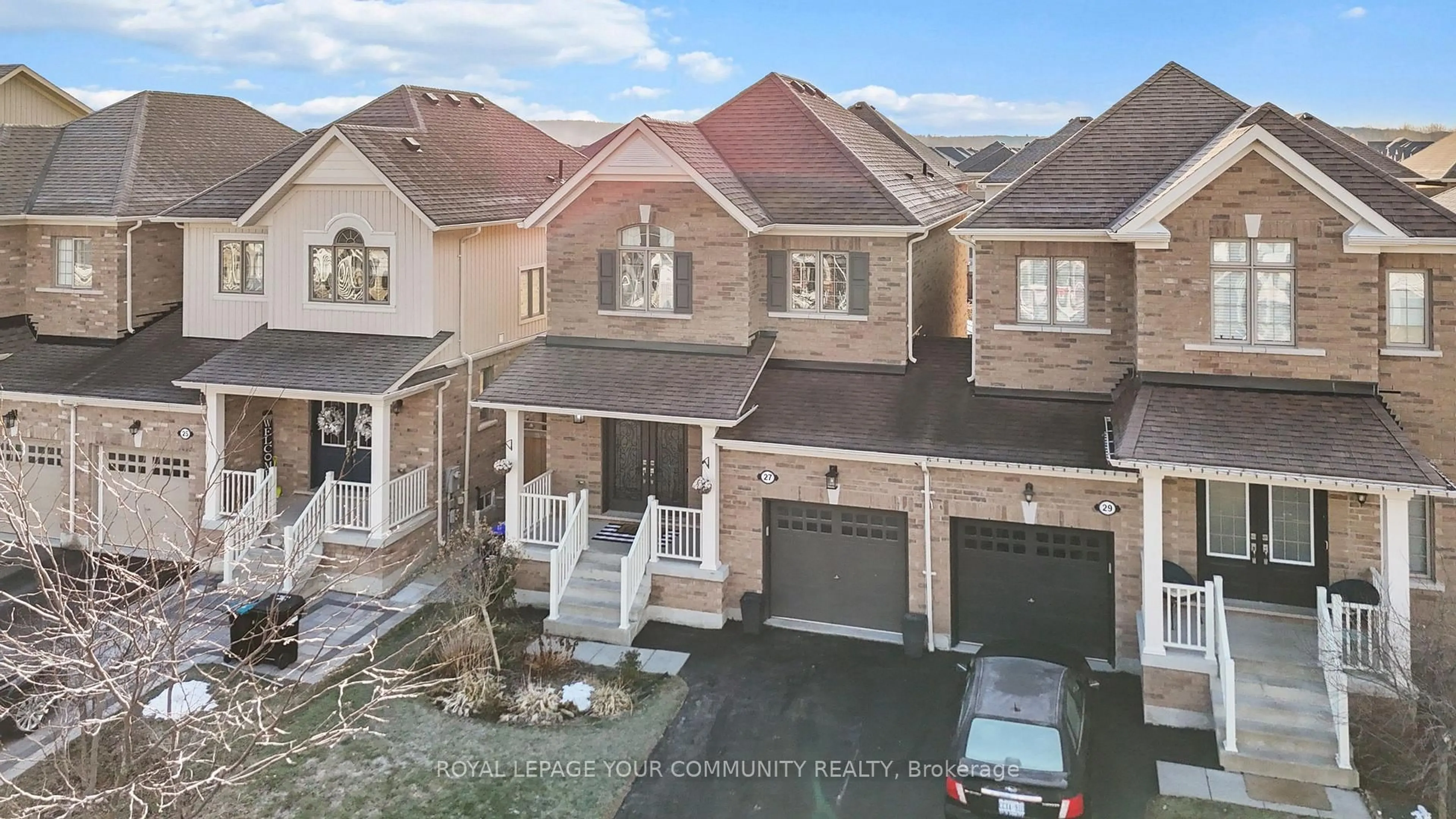 A pic from outside/outdoor area/front of a property/back of a property/a pic from drone, street for 27 McCabe Lane, New Tecumseth Ontario L0G 1W0