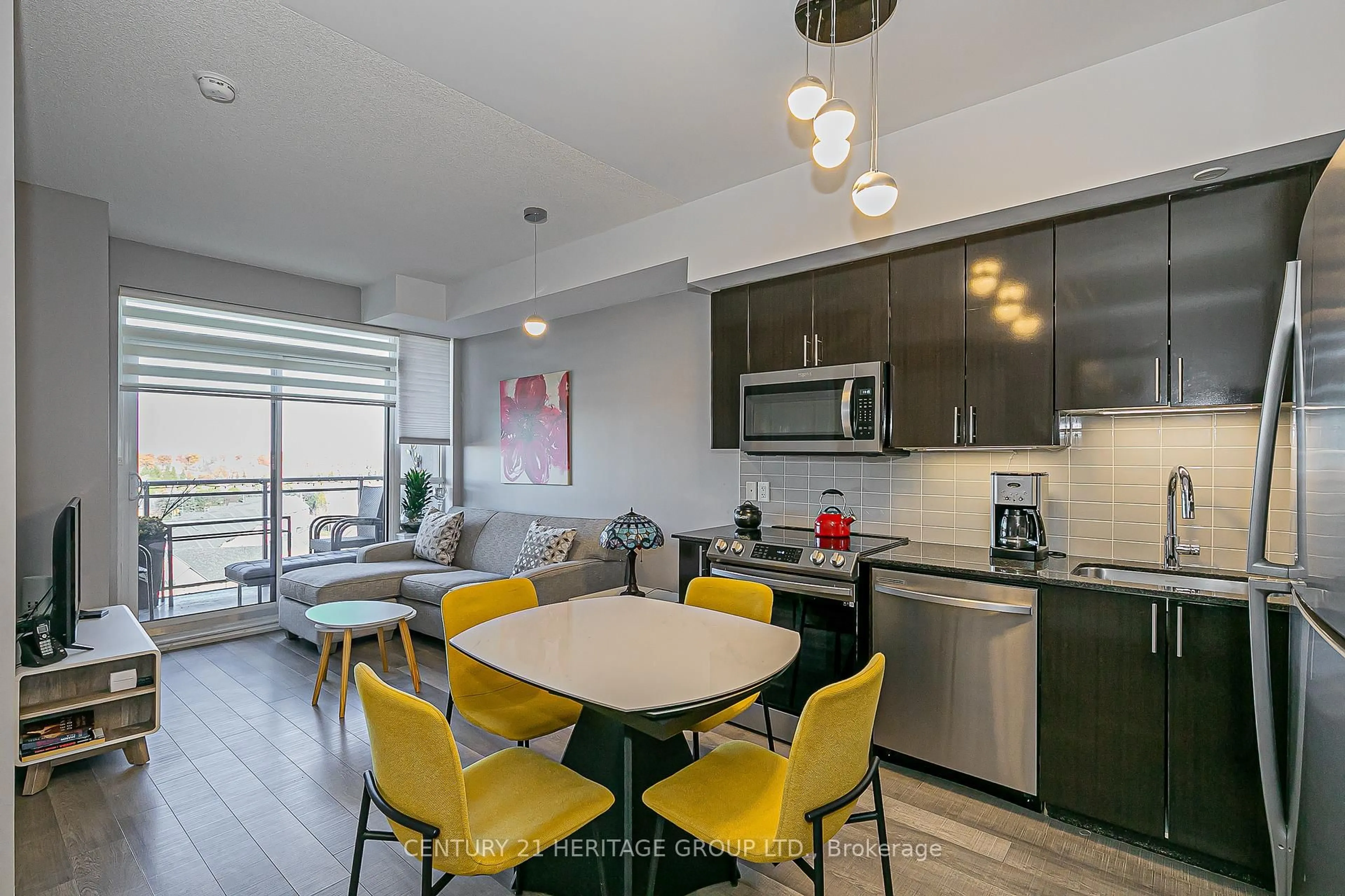 Open concept kitchen, unknown for 85 North Park Rd #914, Vaughan Ontario L4J 0H9