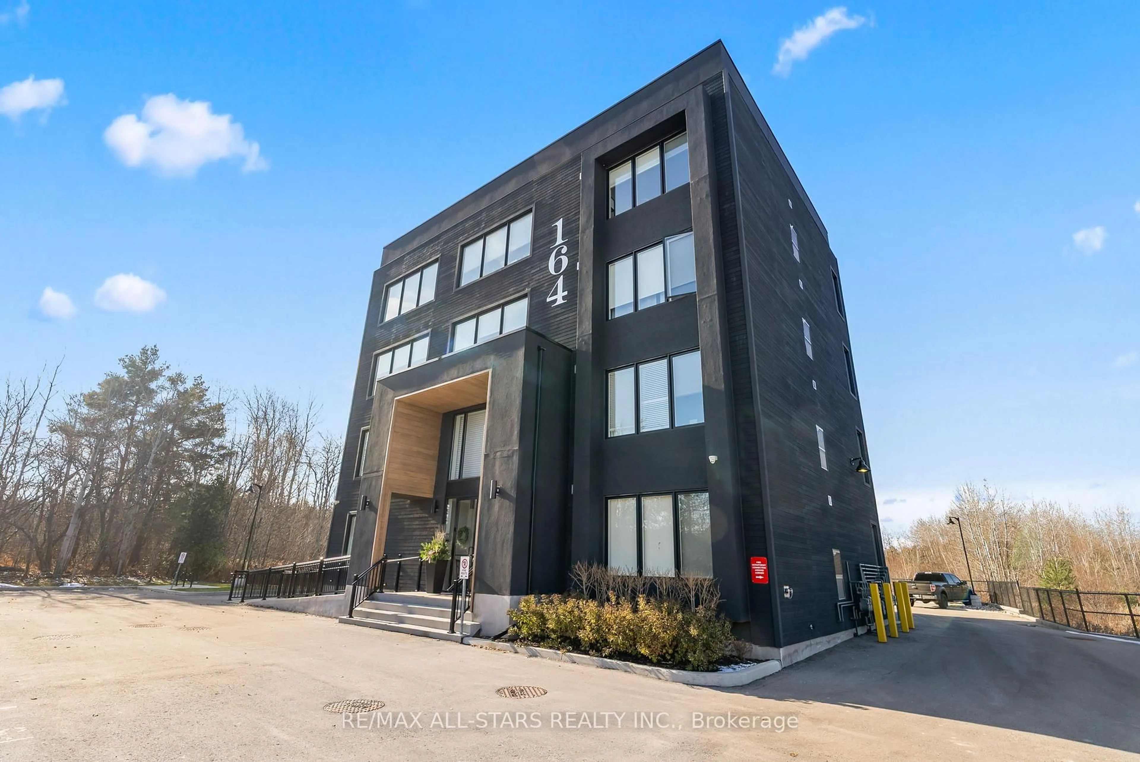 Unknown for 103-164 Cemetery Rd, Uxbridge Ontario L6P 1R1