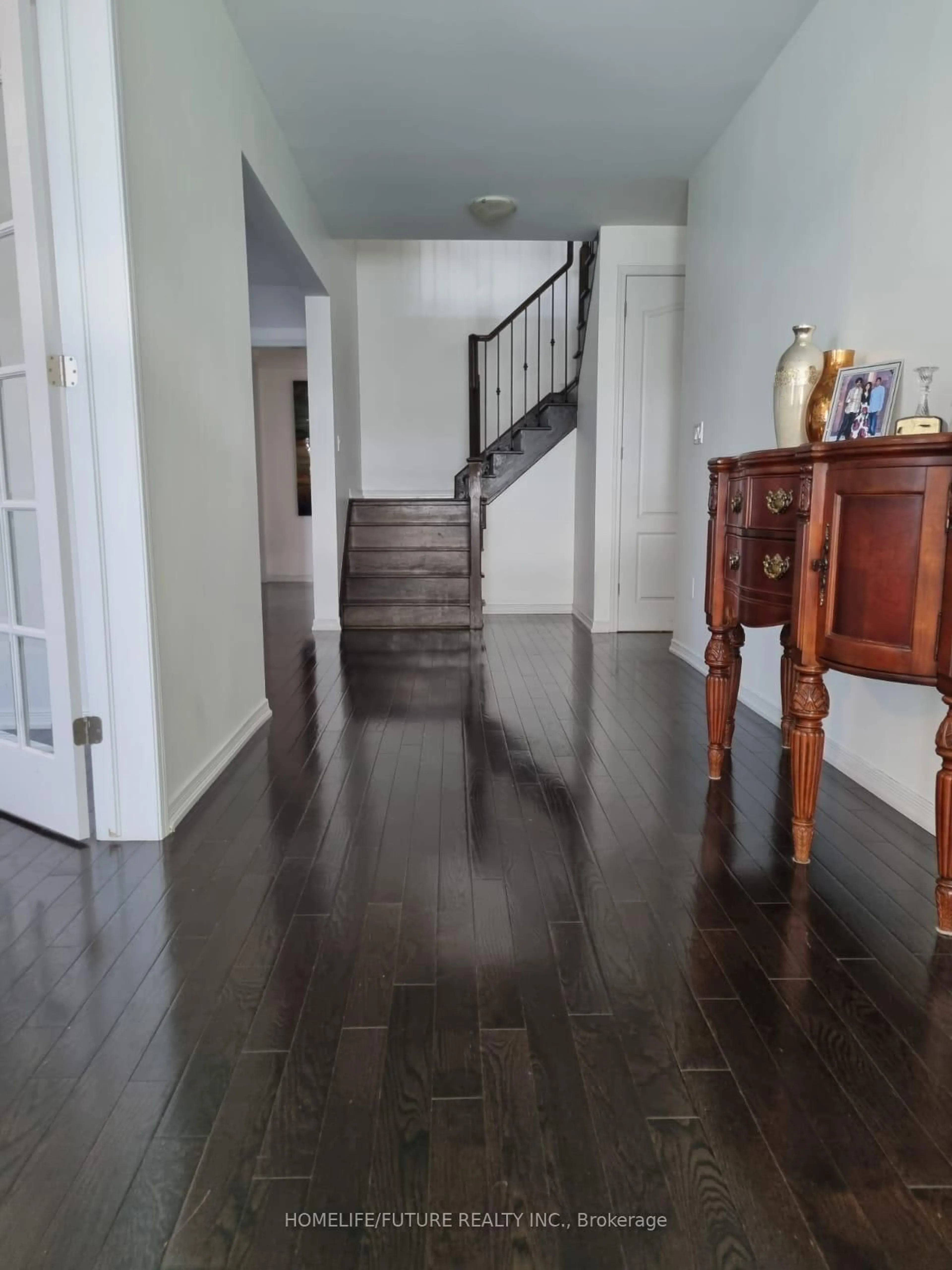 Indoor foyer for 1965 Jans Blvd, Innisfil Ontario L9S 0L3