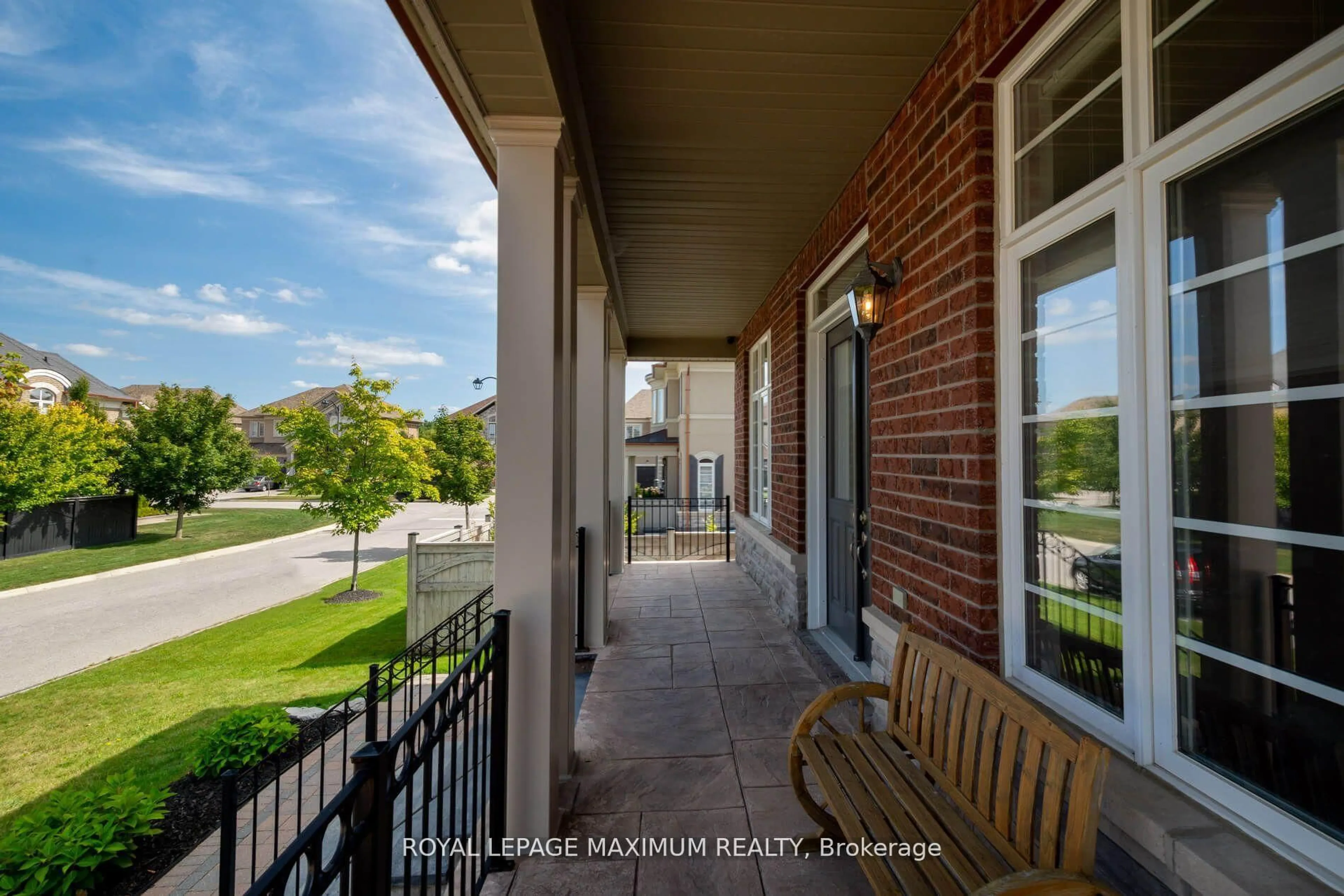 Patio, street for 4 Blue Beech Tr, King Ontario L7B 0A1