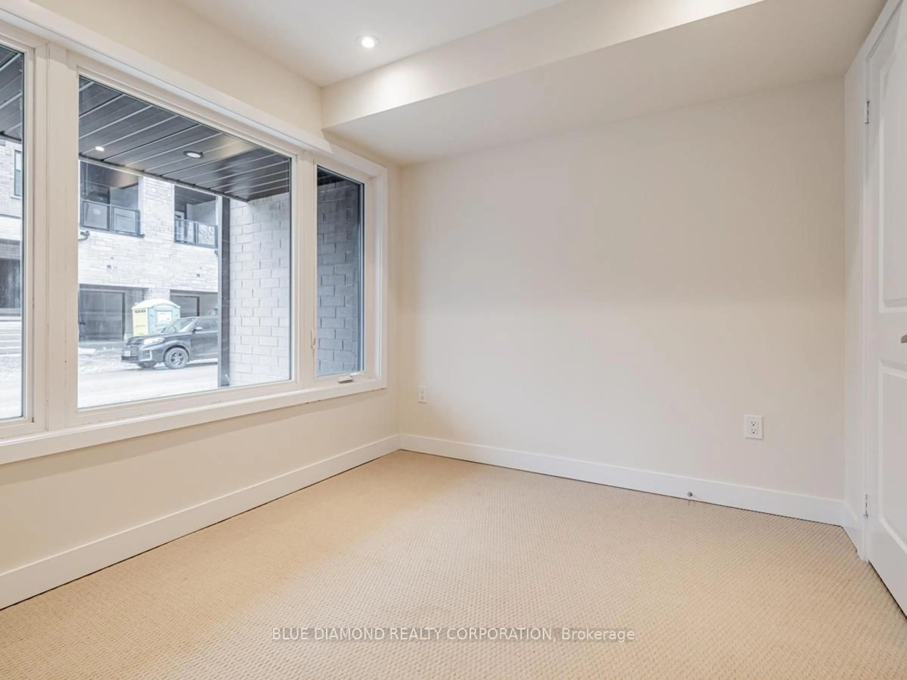 A pic of a room for 155 Credit Lane, Richmond Hill Ontario L4E 1G9