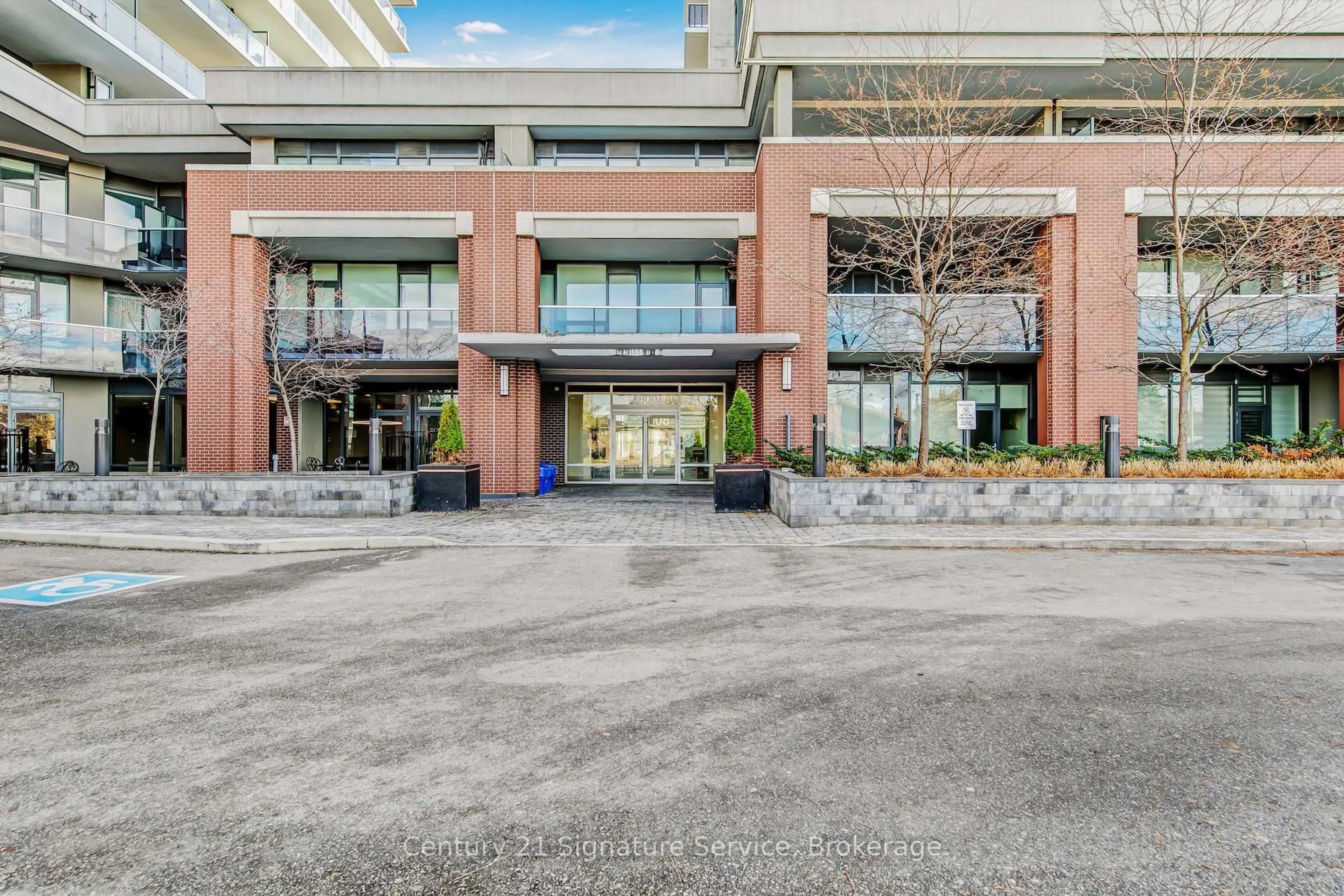 Unknown for 4800 Highway 7 #117, Vaughan Ontario L4L 1H8