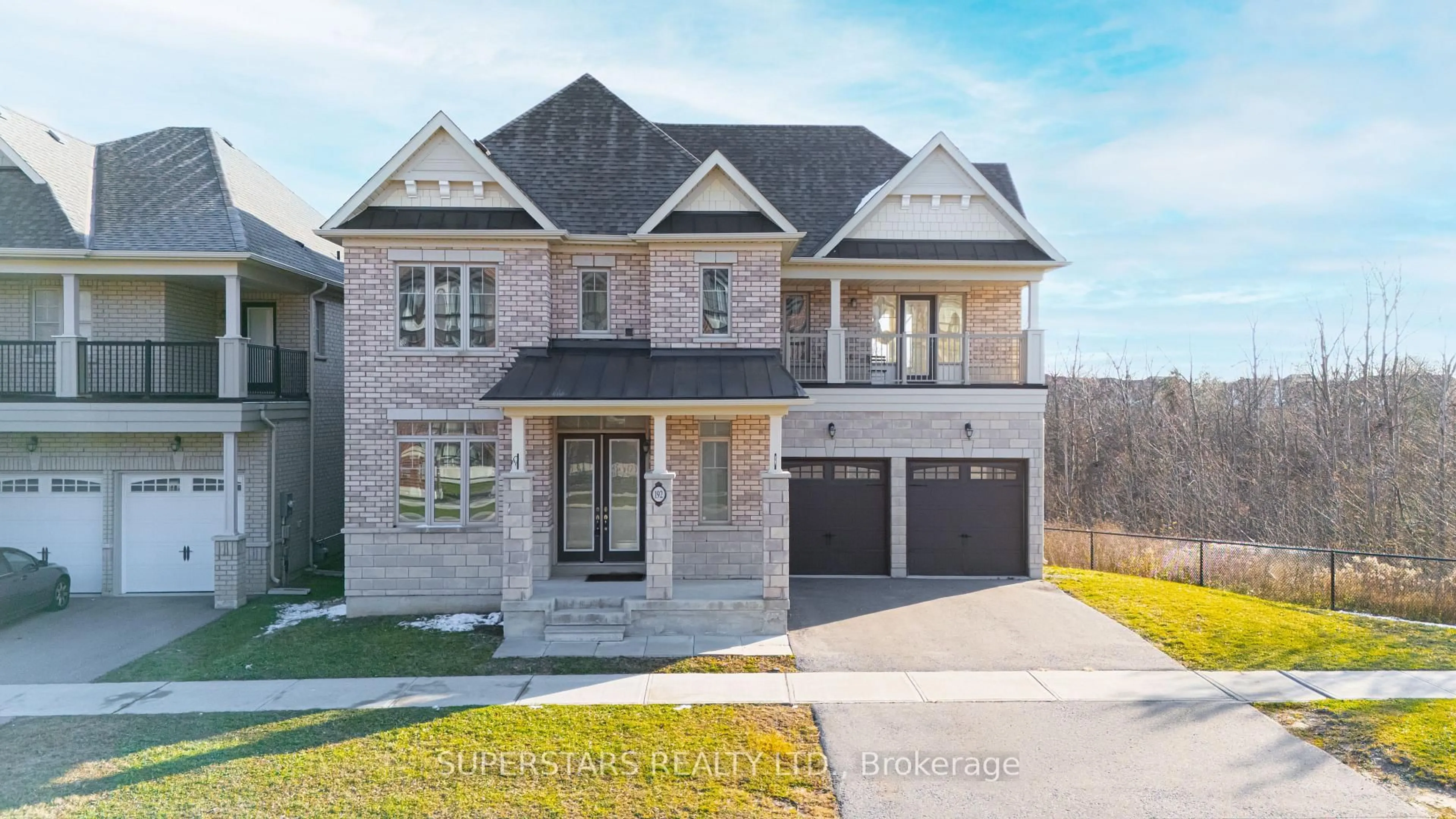 Home with brick exterior material, street for 192 Baker Hill Blvd, Whitchurch-Stouffville Ontario L4A 0W5
