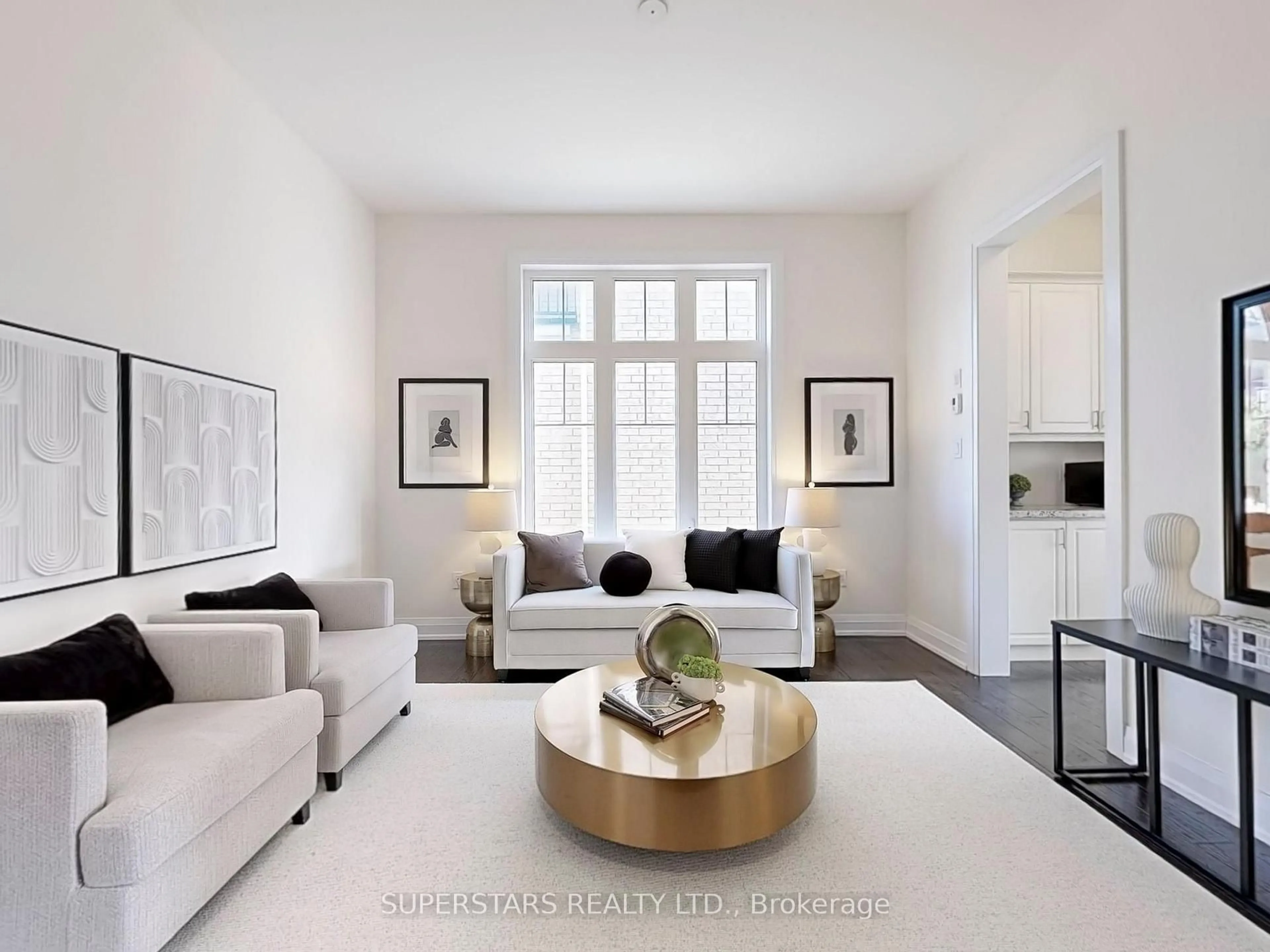 Living room with furniture, unknown for 192 Baker Hill Blvd, Whitchurch-Stouffville Ontario L4A 0W5