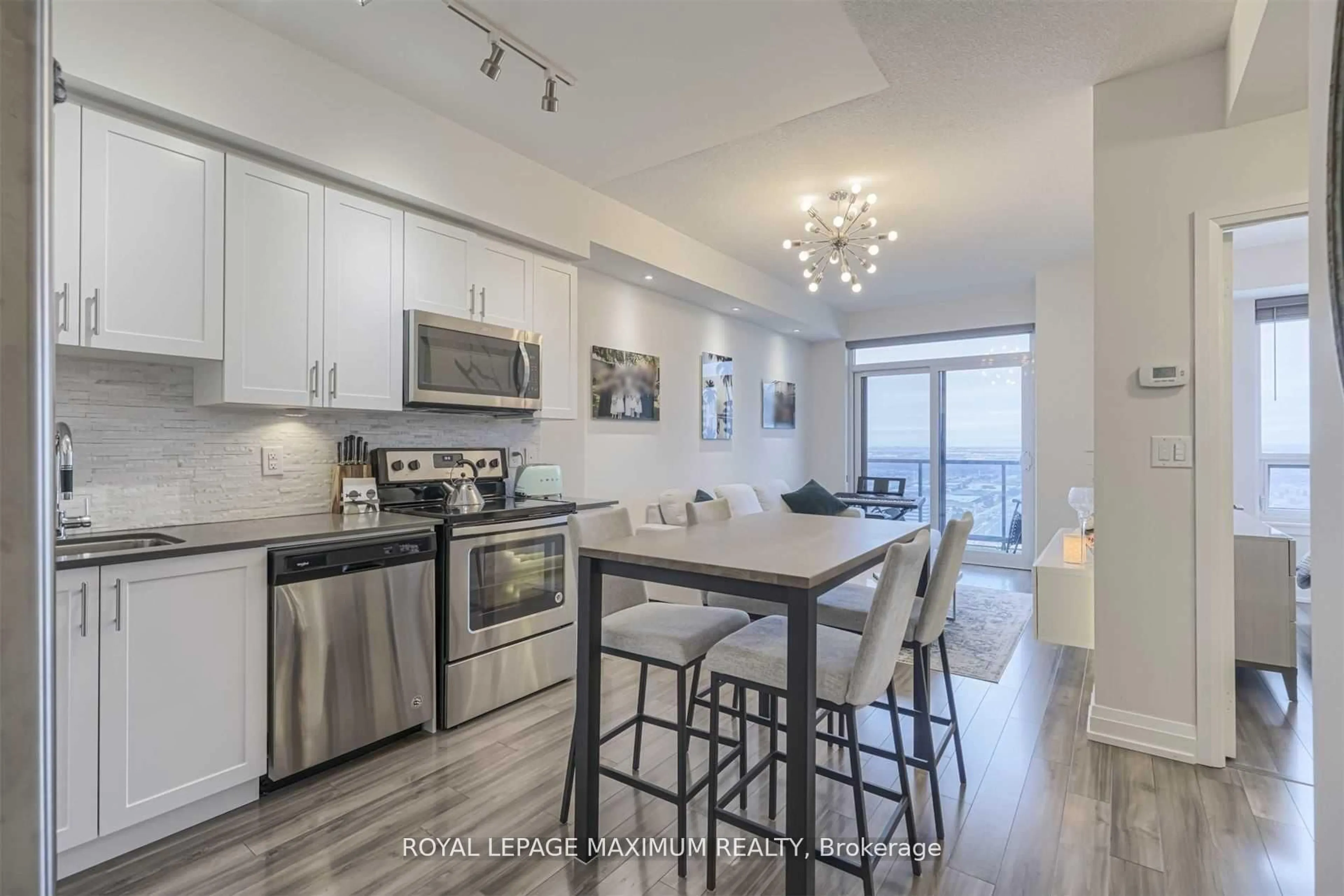 Open concept kitchen, unknown for 3700 Highway 7 Rd #2507, Vaughan Ontario L4L 0G8