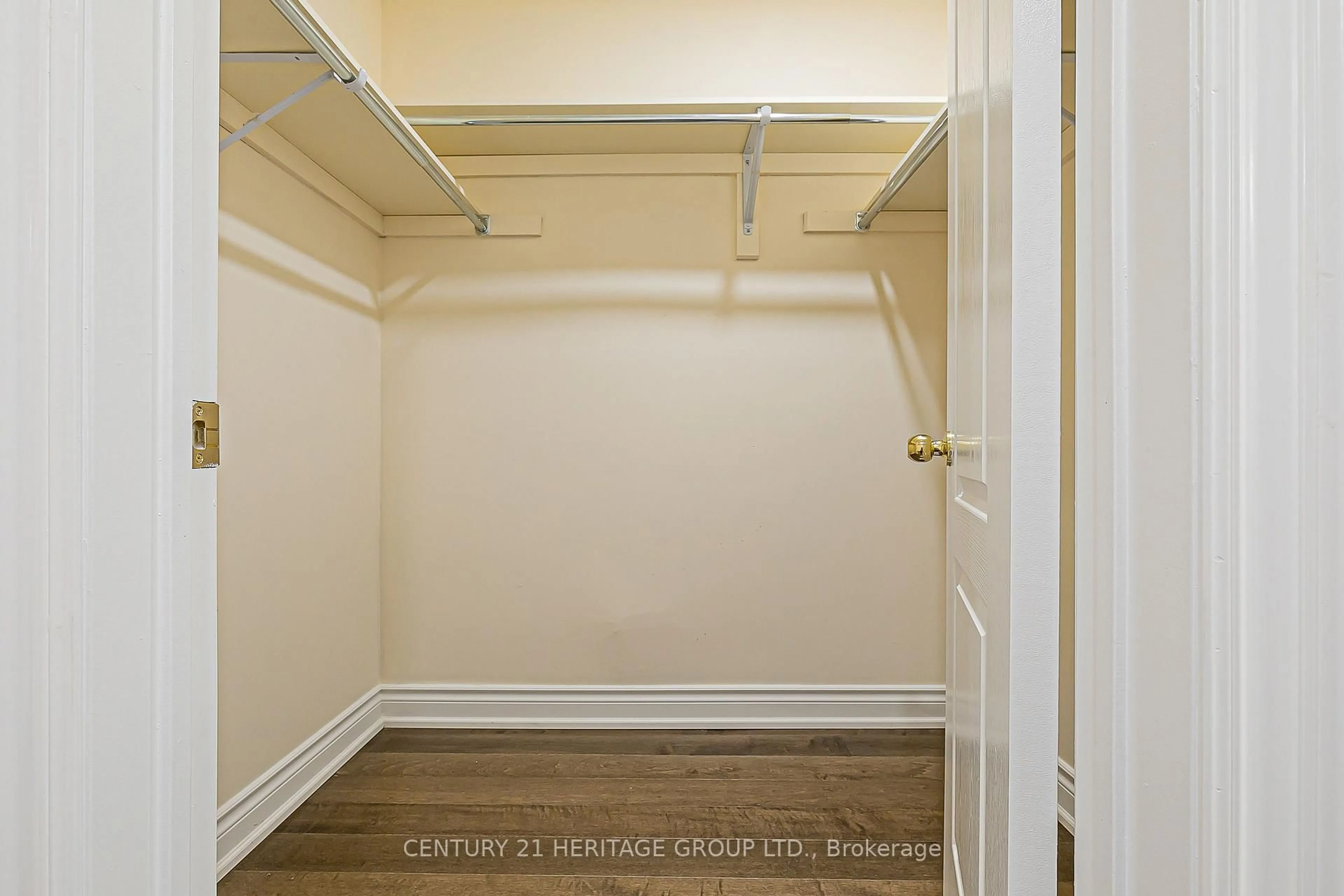 Storage room or clothes room or walk-in closet for 20 Trish Dr, Richmond Hill Ontario L4E 5C5