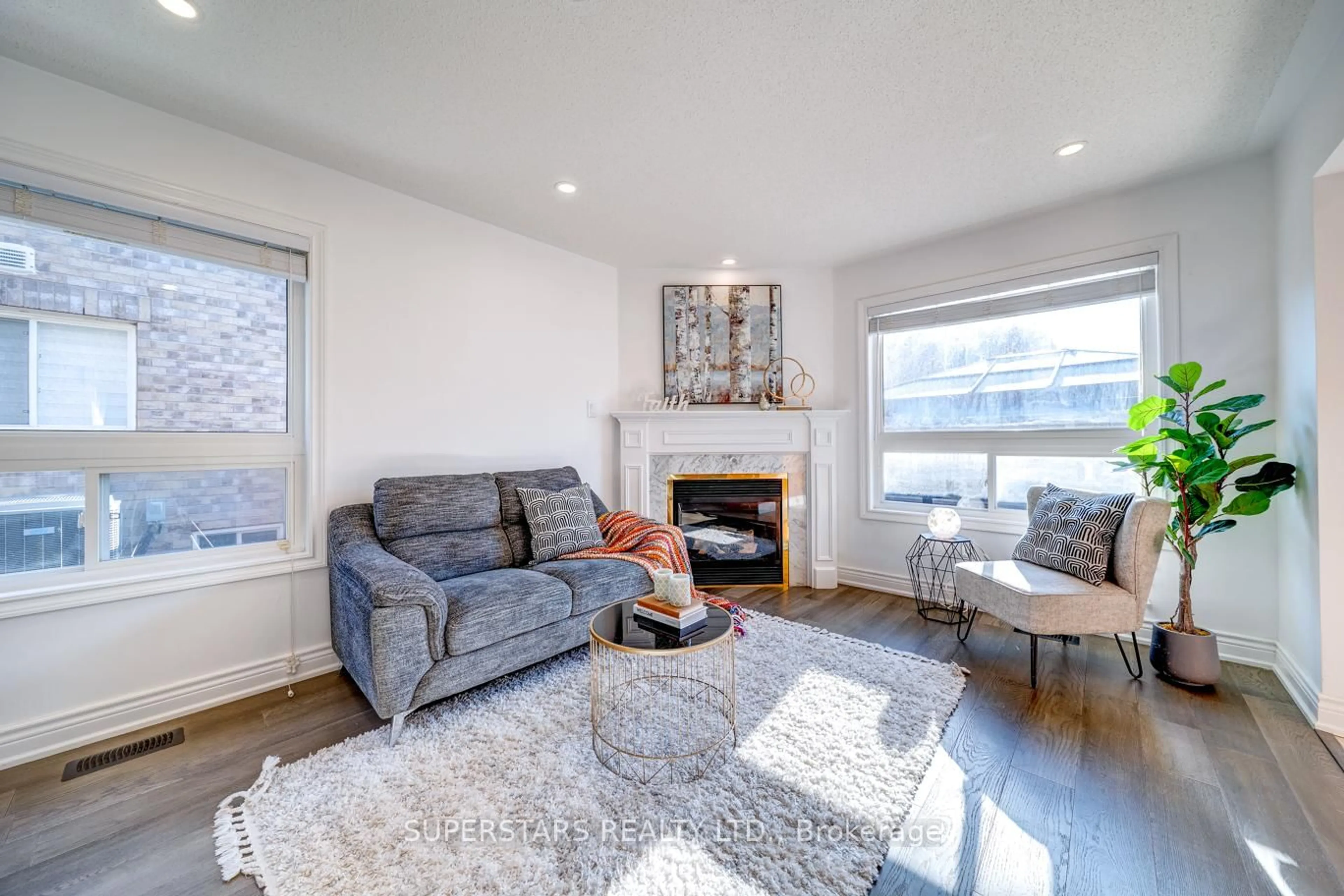 Living room with furniture, unknown for 115 Edward Jeffreys Ave, Markham Ontario L6E 1W1