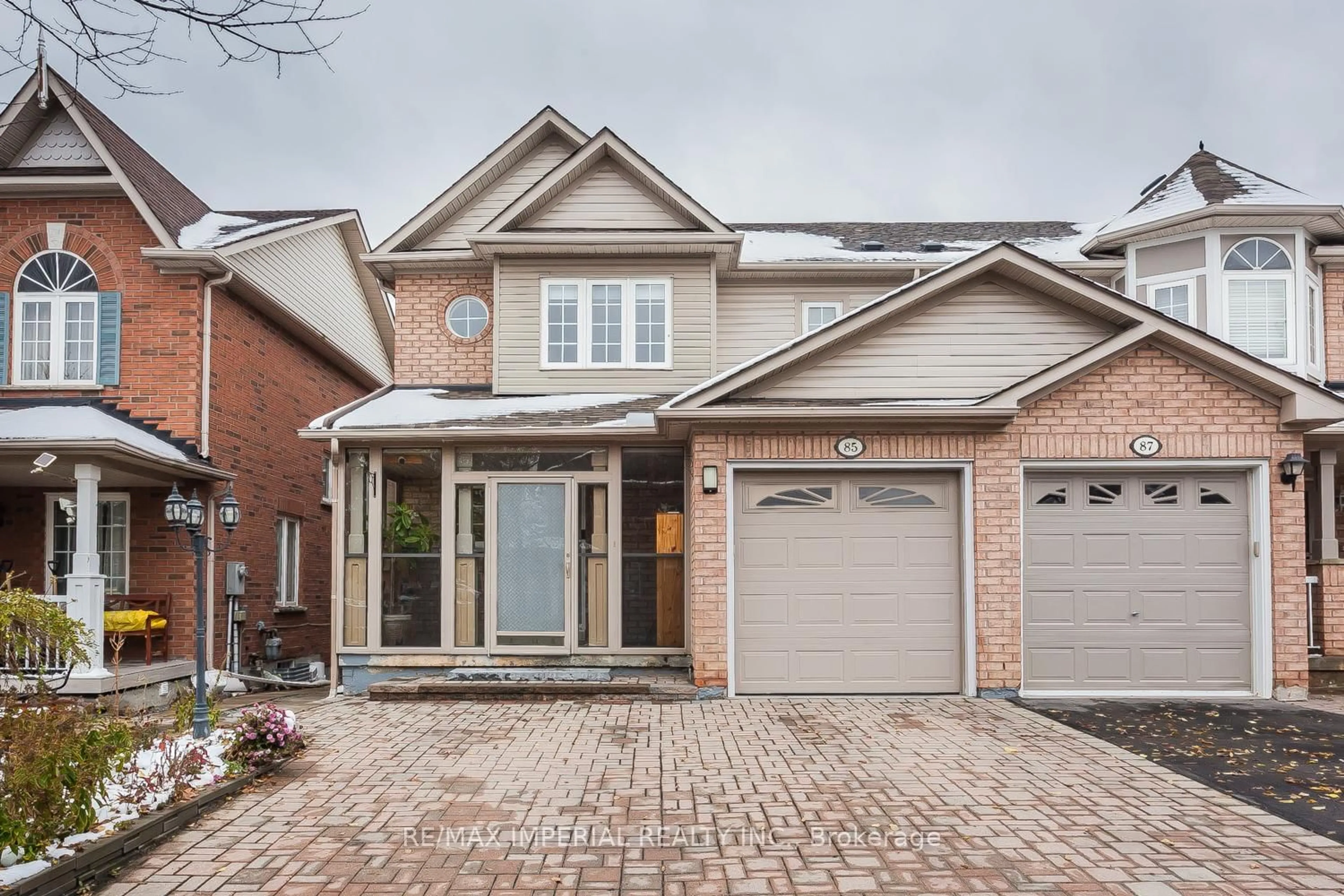Home with brick exterior material, street for 85 Maple Ridge Cres, Markham Ontario L6E 1T8