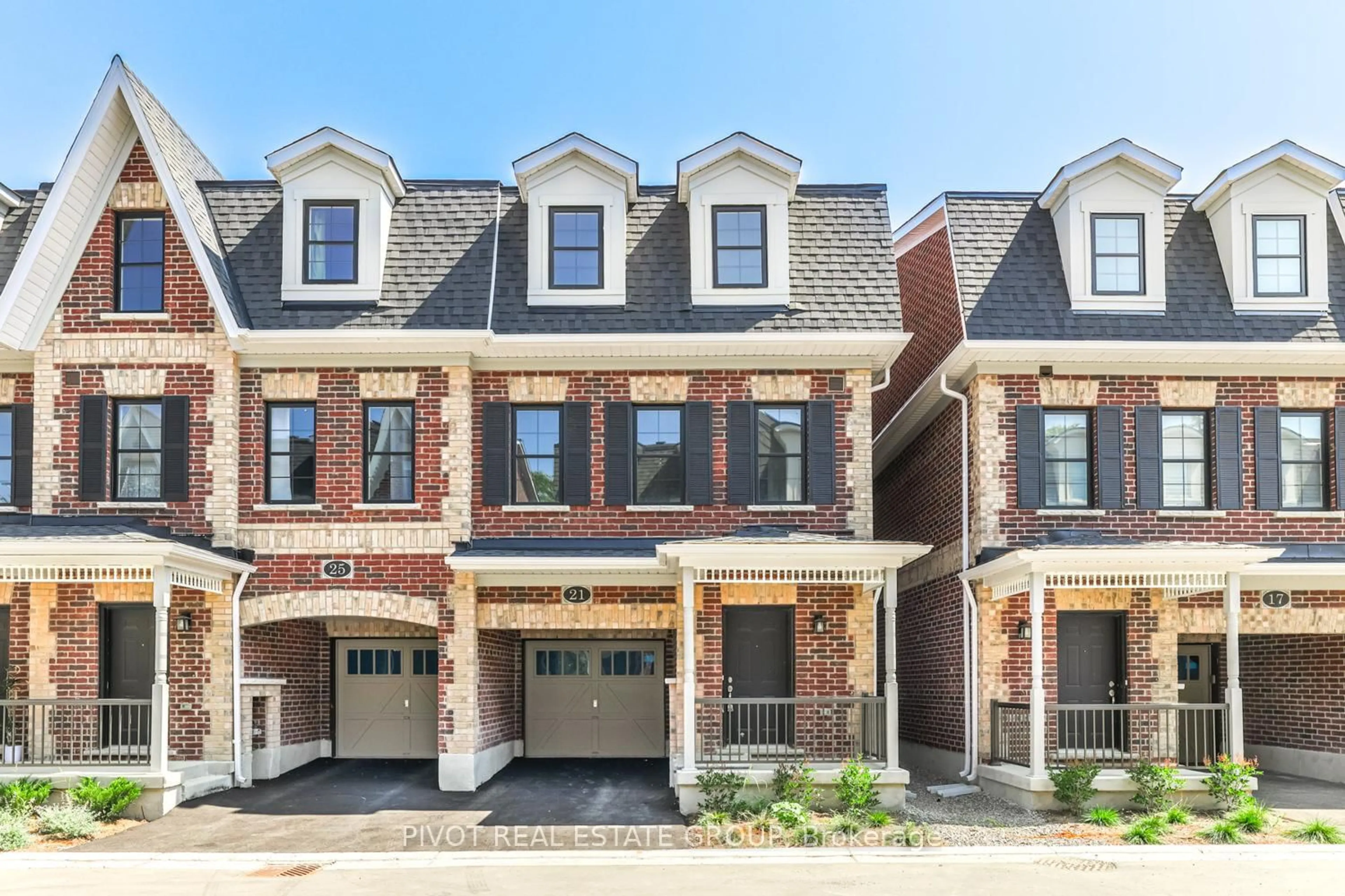 Home with brick exterior material, street for 21 Kennisis Way, Vaughan Ontario L6A 3Y5
