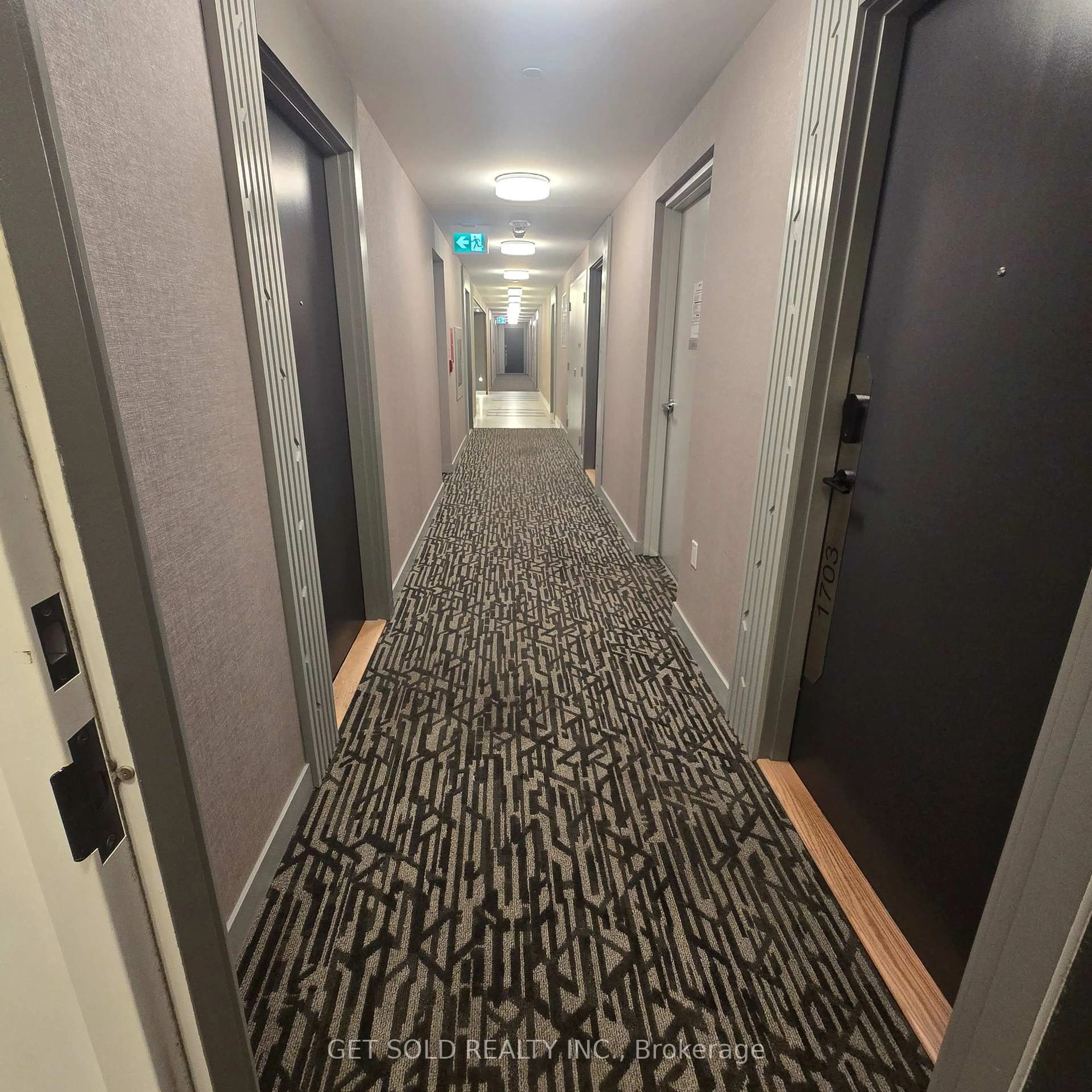 Unknown for 95 Oneida Cres #1704, Richmond Hill Ontario L4B 0H5