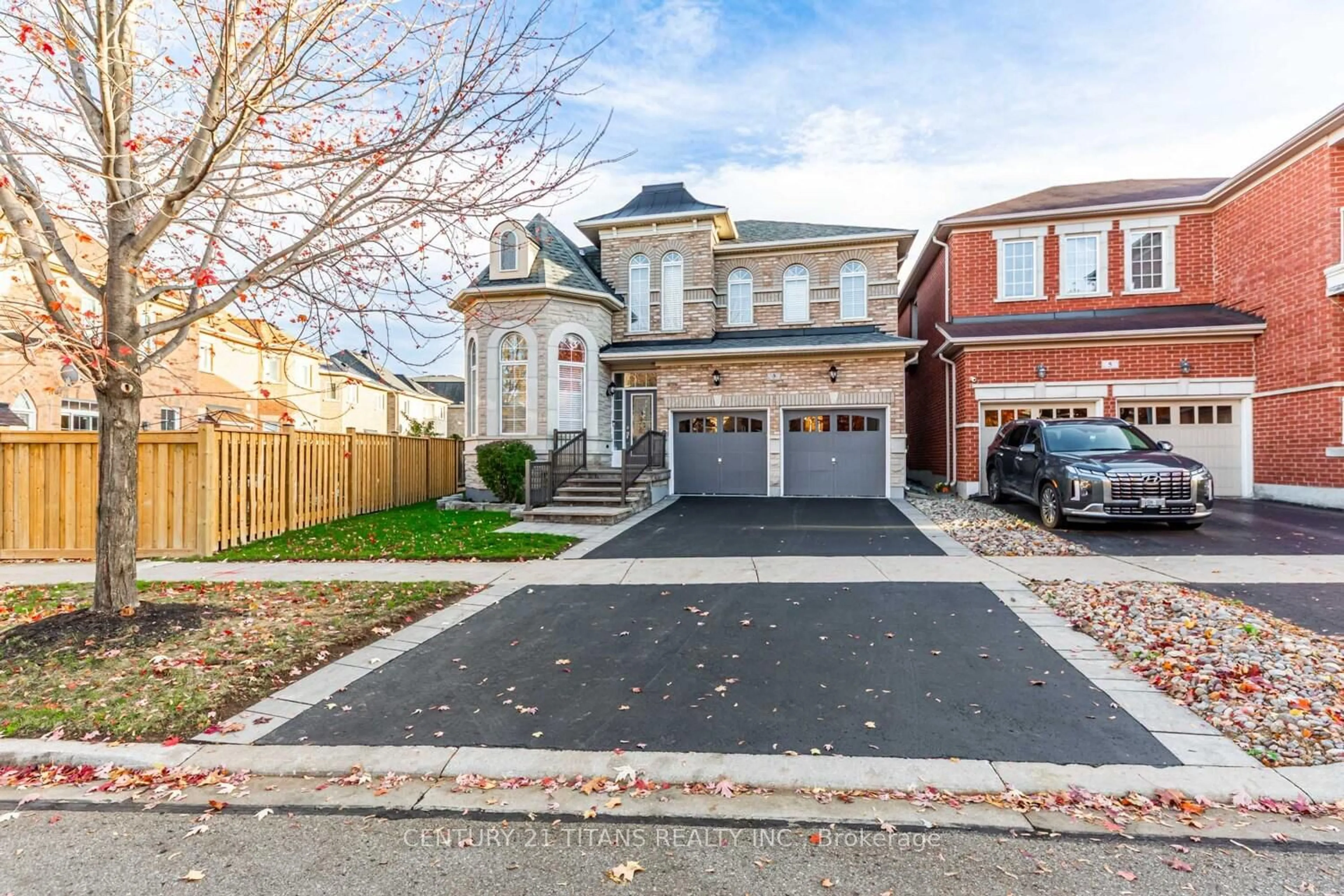 Home with brick exterior material, street for 3 Condarcuri Cres, Markham Ontario L6B 0G8
