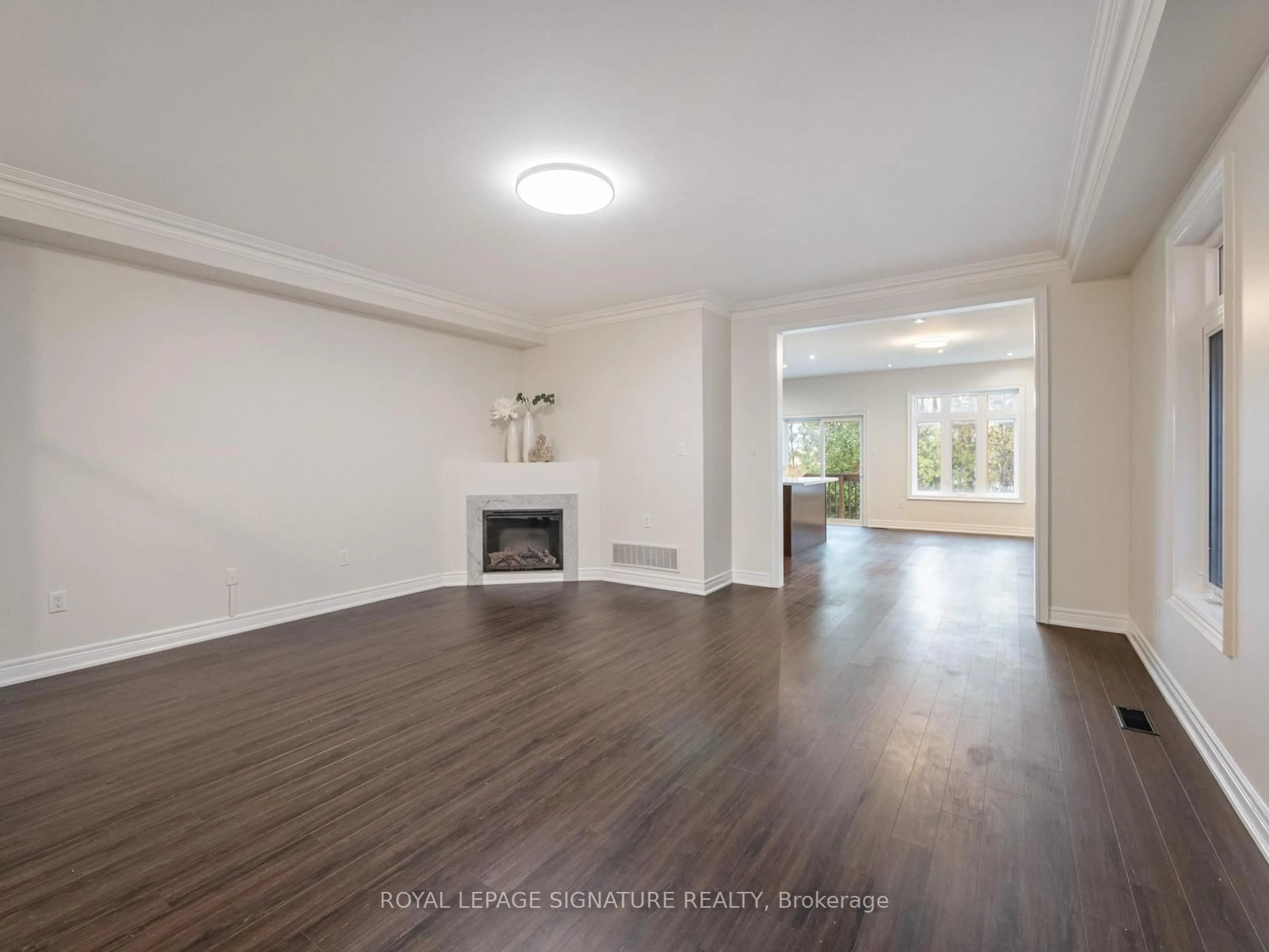 A pic of a room for 277 Bathurst Glen Dr, Vaughan Ontario L4J 9K8