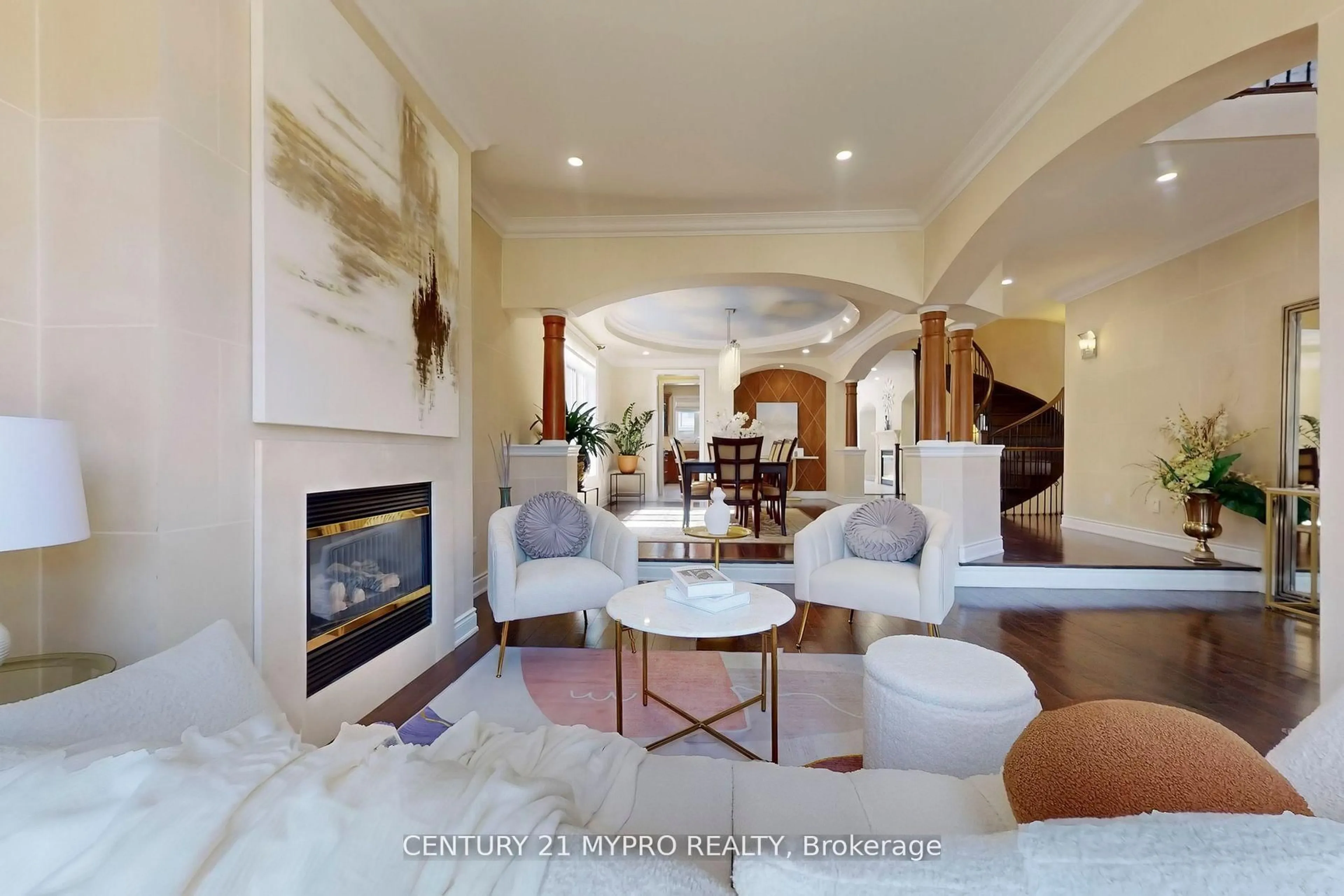 Living room with furniture, ceramic/tile floor for 420 Paradelle Dr, Richmond Hill Ontario L4E 4R9