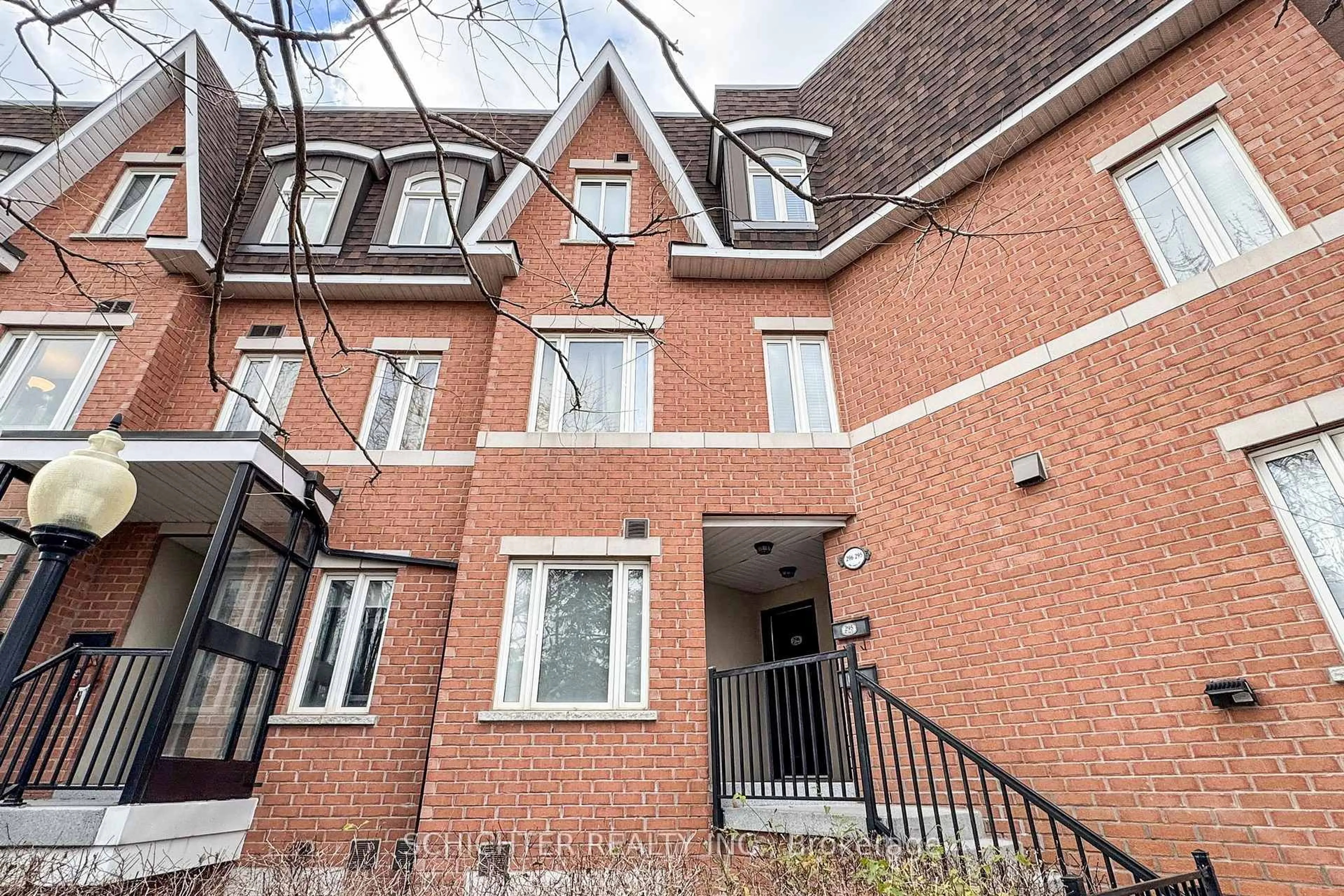 Home with brick exterior material, street for 306 John St #296, Markham Ontario L3T 0A7