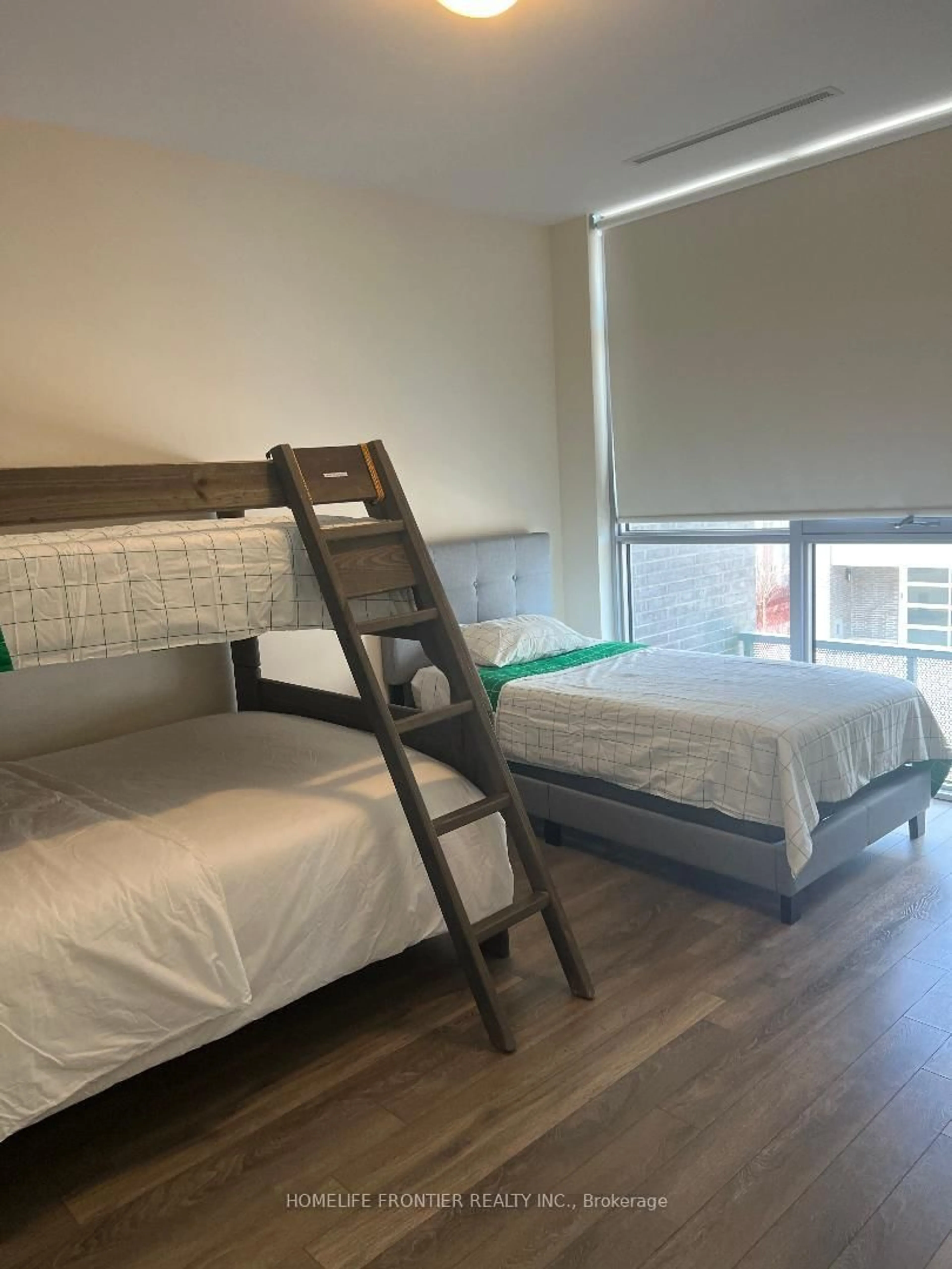 A pic of a room for 3650 Ferretti Crt, Innisfil Ontario L9S 2C2