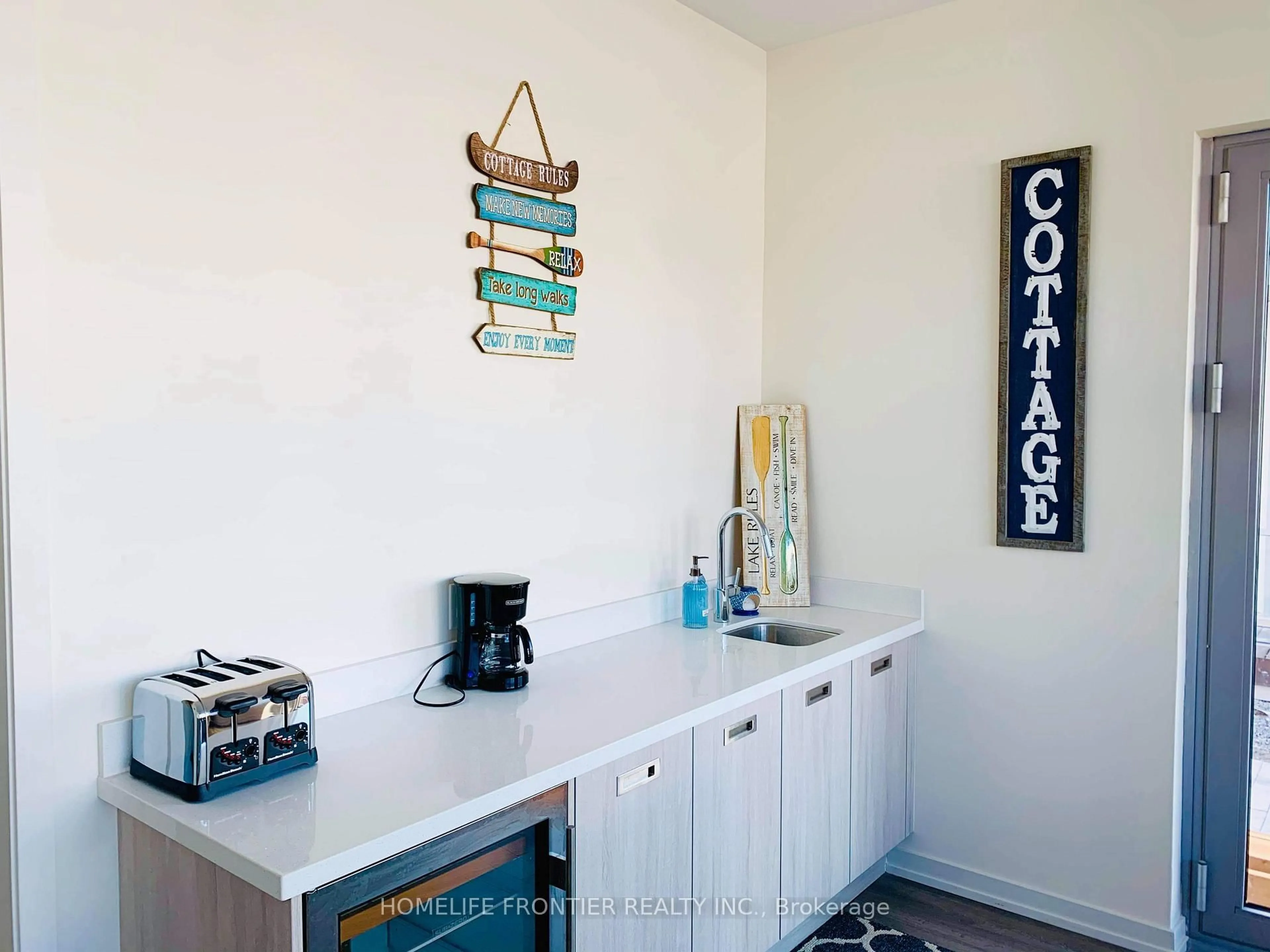 Unknown for 3650 Ferretti Crt, Innisfil Ontario L9S 2C2