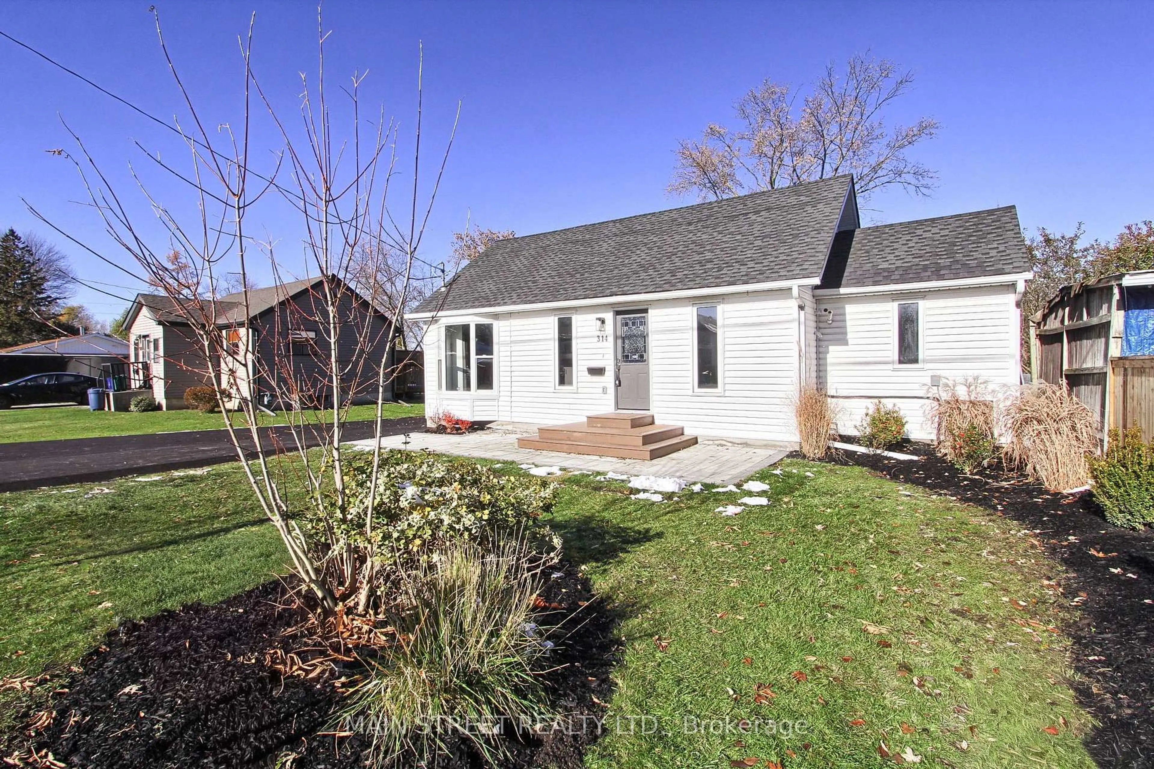 Unknown for 314 Kenwood Ave, Georgina Ontario L4P 2X5