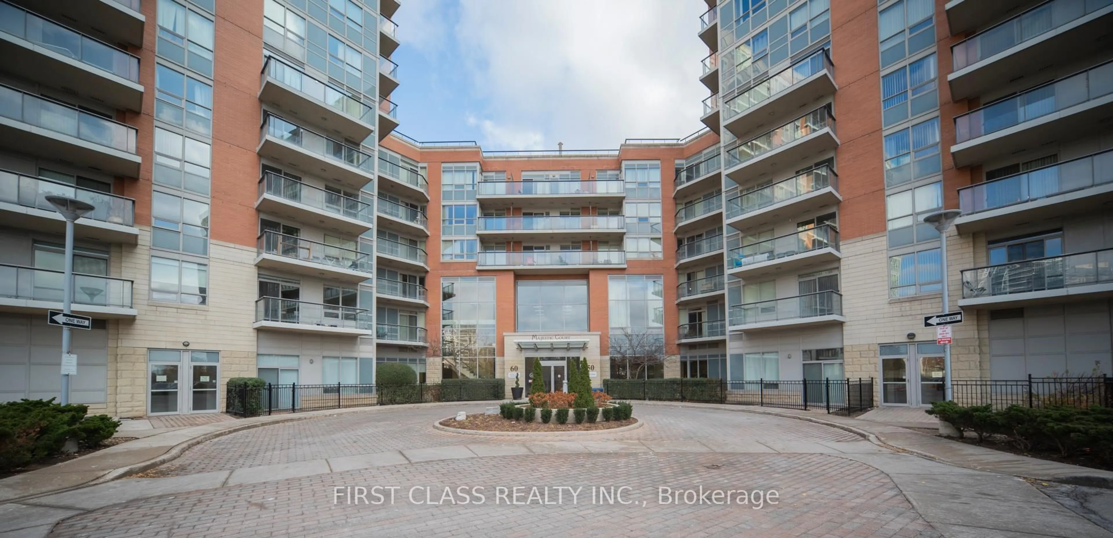 A pic from outside/outdoor area/front of a property/back of a property/a pic from drone, building for 60 South Town Centre Blvd #1608, Markham Ontario L6G 0C5