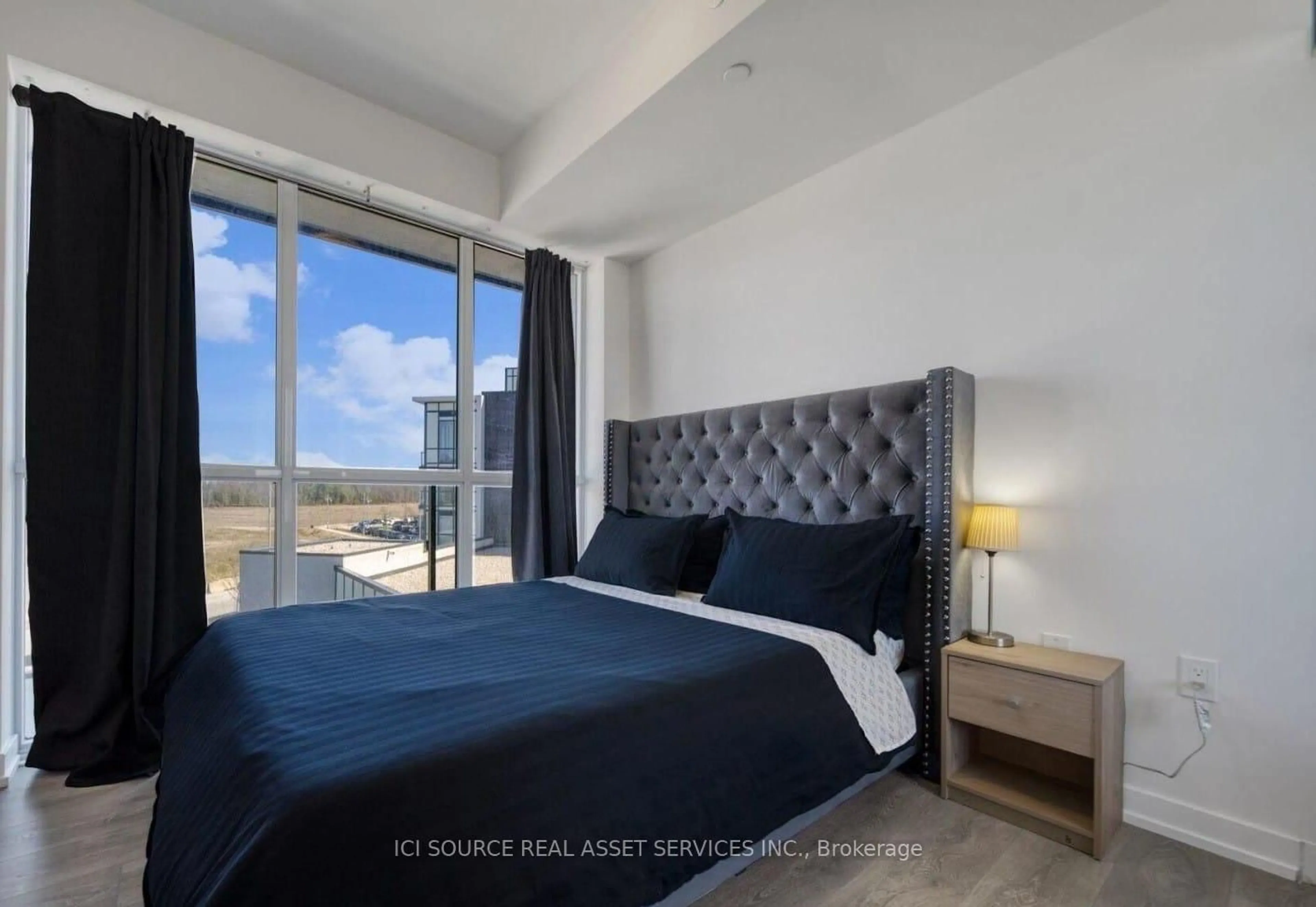 Bedroom with bed, unknown for 415 Sea Ray Ave #352, Innisfil Ontario L9S 0R5