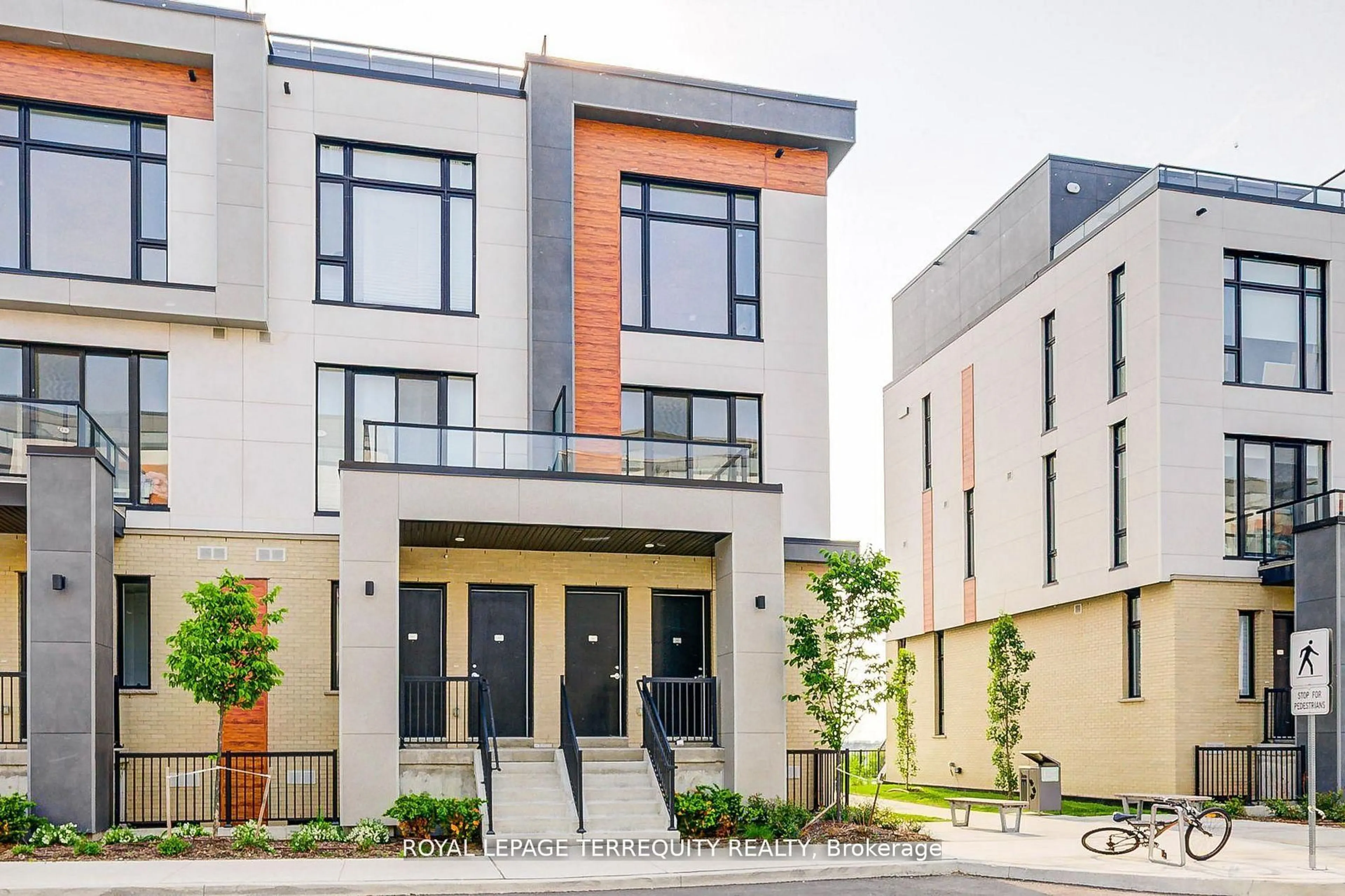 Home with brick exterior material, street for 7 Steckley House Lane #601, Richmond Hill Ontario L4S 0N1