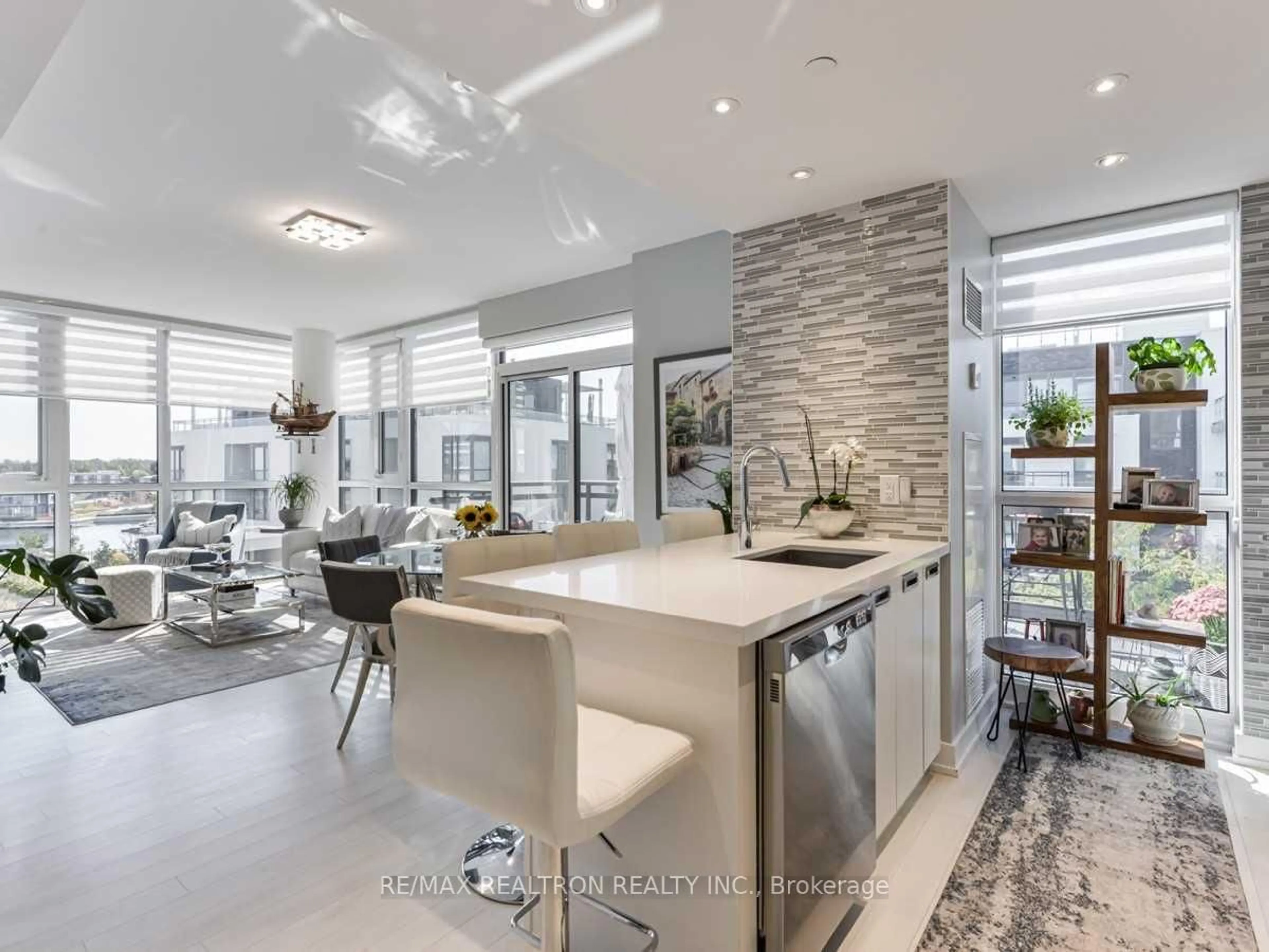 Contemporary kitchen, ceramic/tile floor for 301 SEA RAY Ave #C320, Innisfil Ontario L9S 2P7