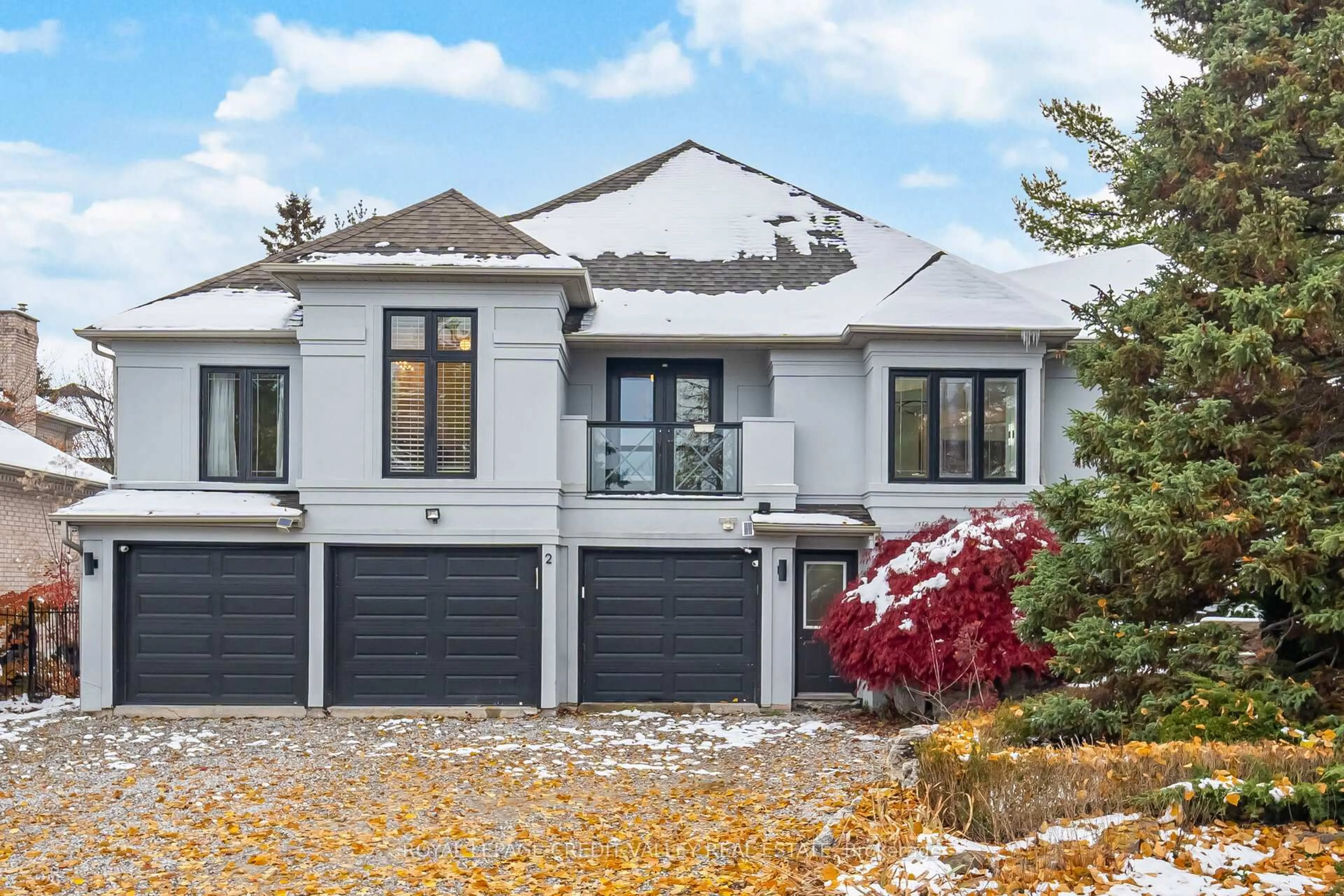 Home with brick exterior material, street for 2 Huntingwood Crt, Vaughan Ontario L4H 1A7