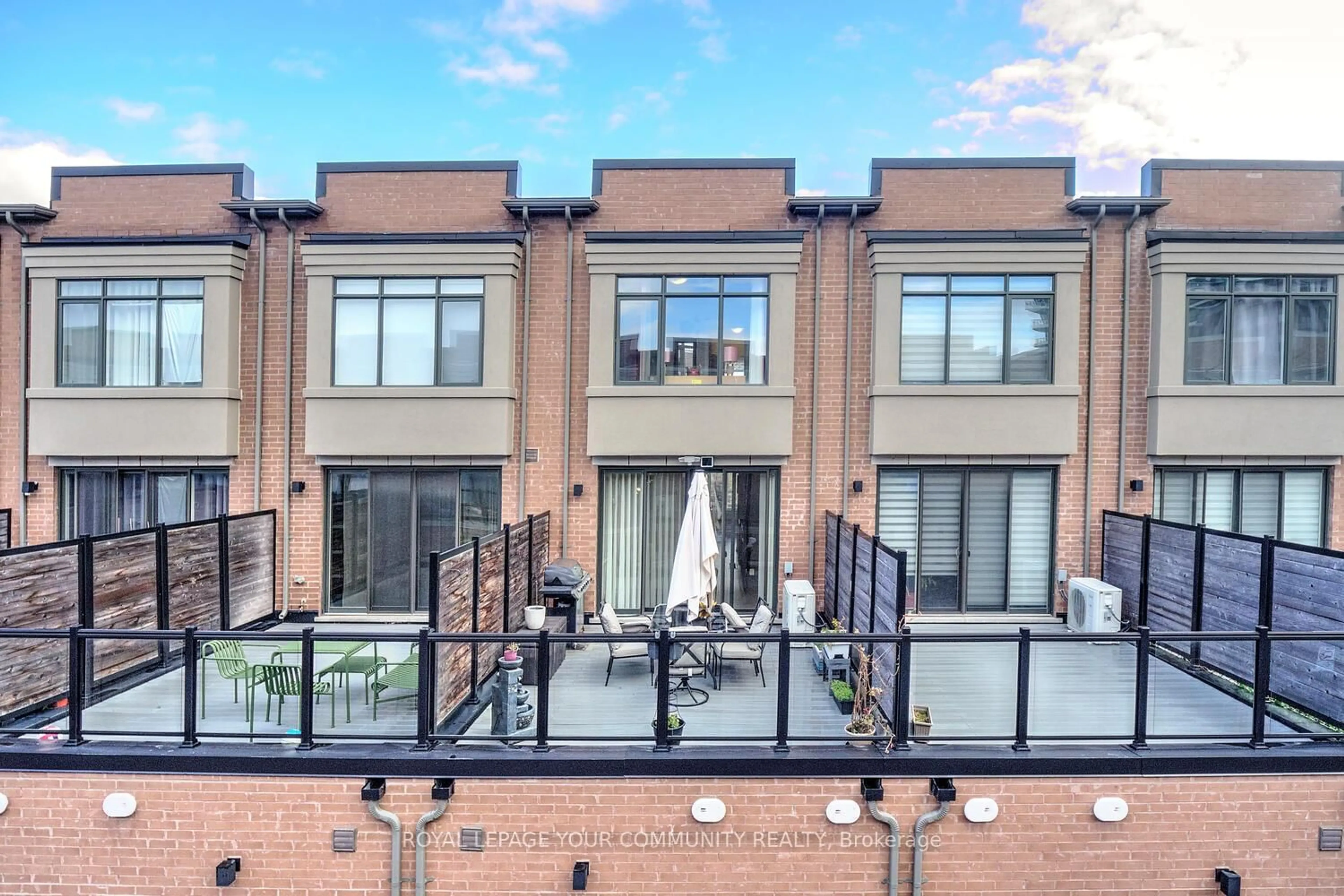 Unknown for 38 Troon Ave, Vaughan Ontario L6A 4Z2