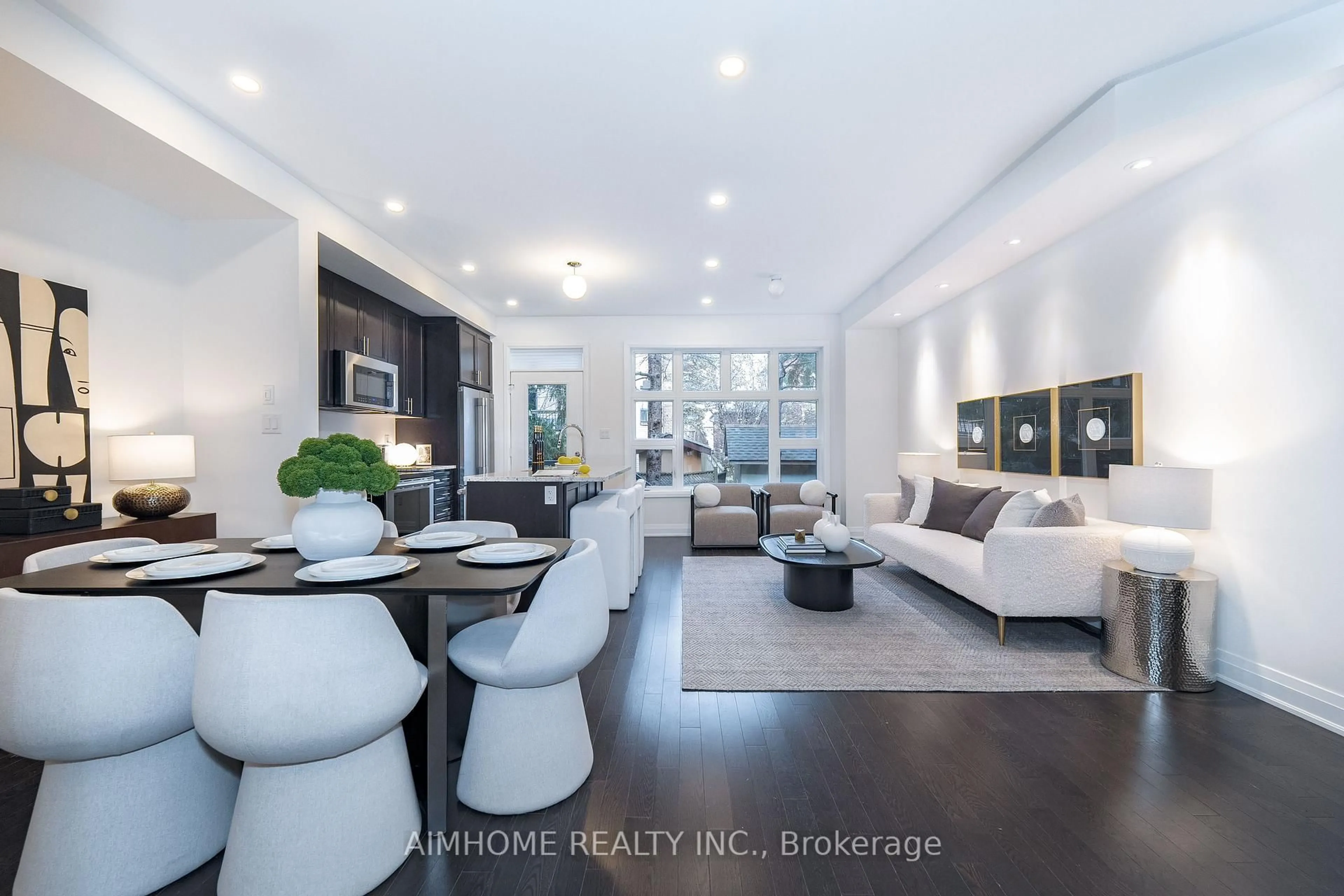 Living room with furniture, unknown for 80 Causland Lane, Richmond Hill Ontario L4S 0G5