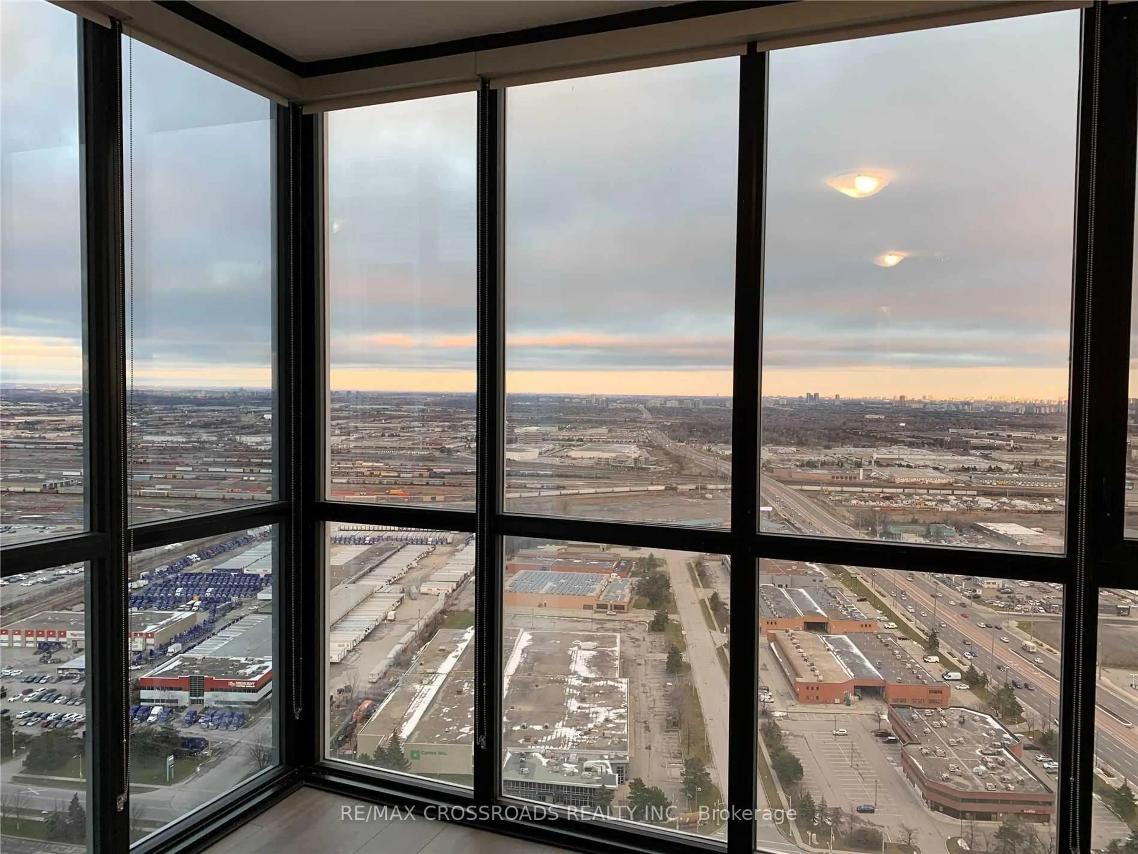 A pic of a room for 2908 Highway 7, West Highway #3509, Vaughan Ontario L4K 0K5