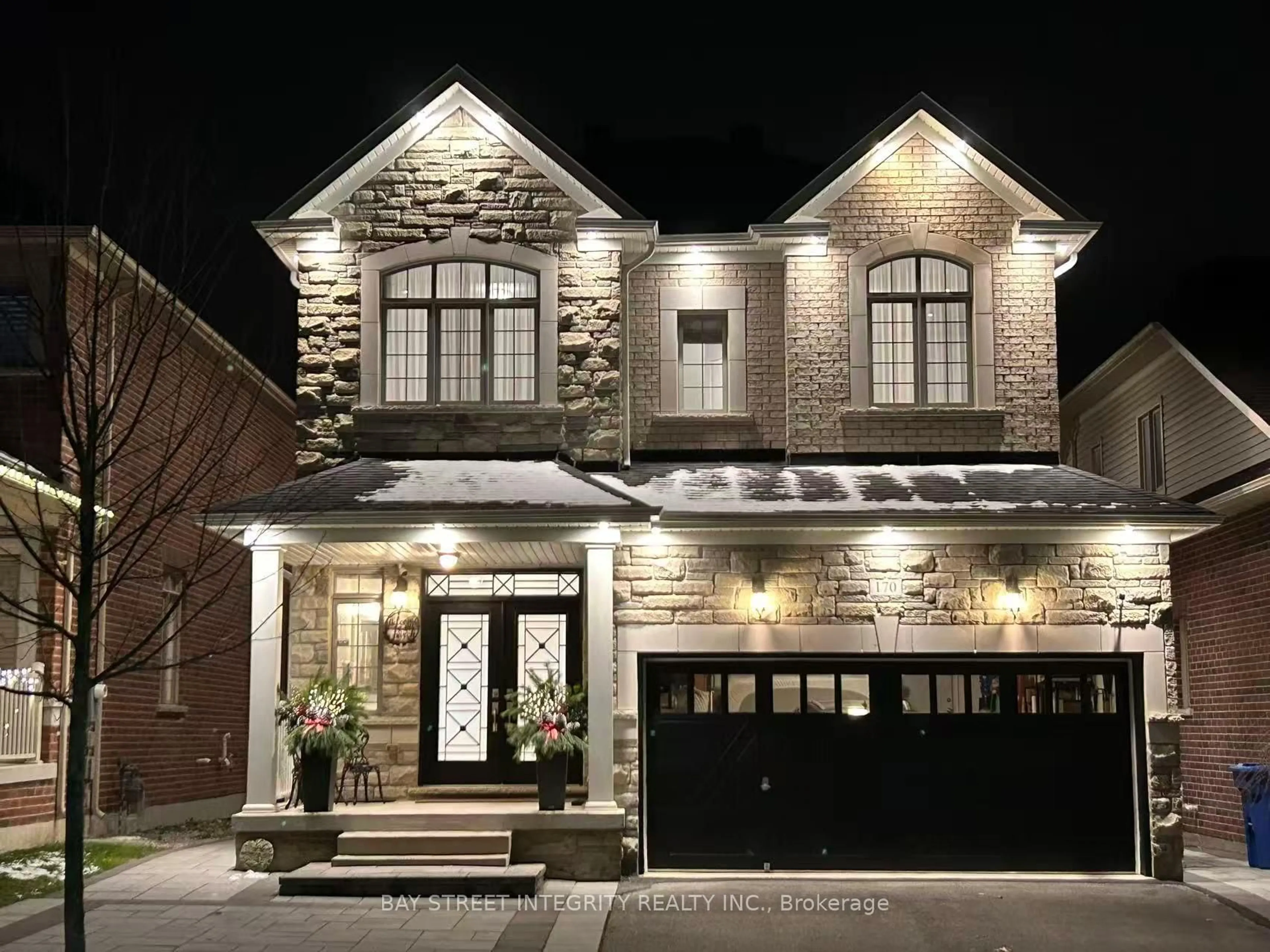 Home with brick exterior material, street for 170 Crane St, Aurora Ontario L4G 0W2