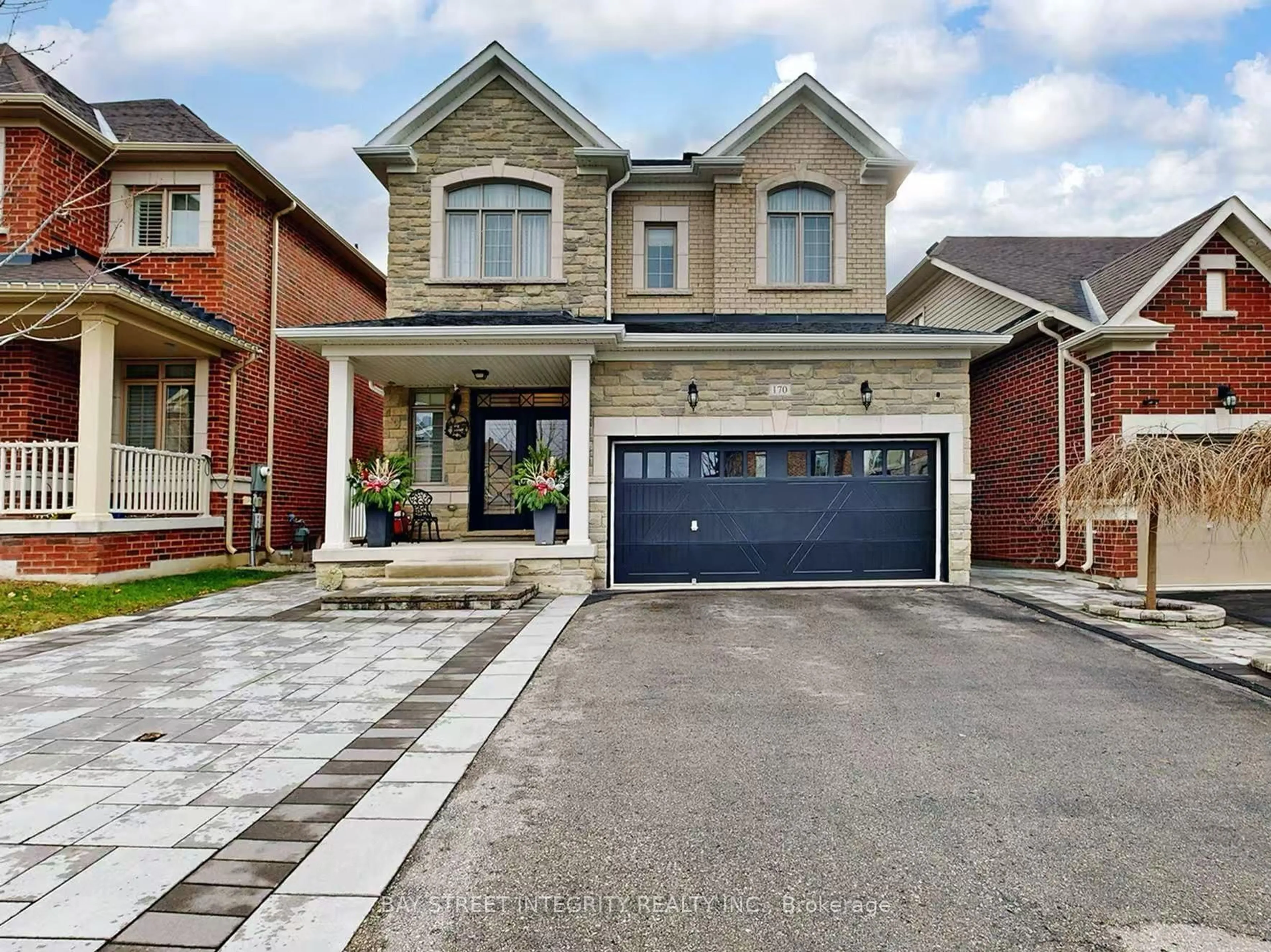Home with brick exterior material, street for 170 Crane St, Aurora Ontario L4G 0W2