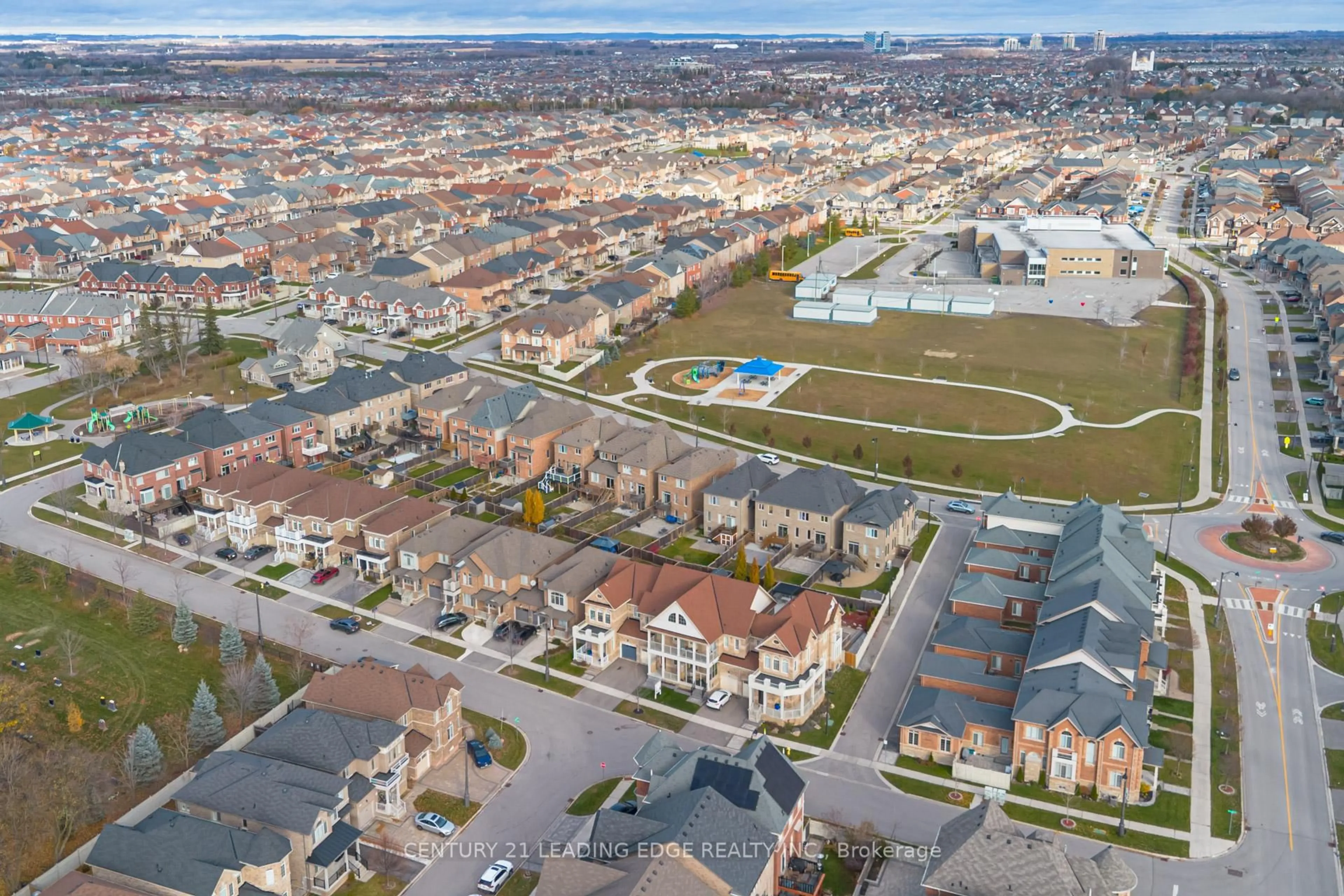 A pic from outside/outdoor area/front of a property/back of a property/a pic from drone, street for 9 AKSEL RINCK Dr, Markham Ontario L6C 1N7