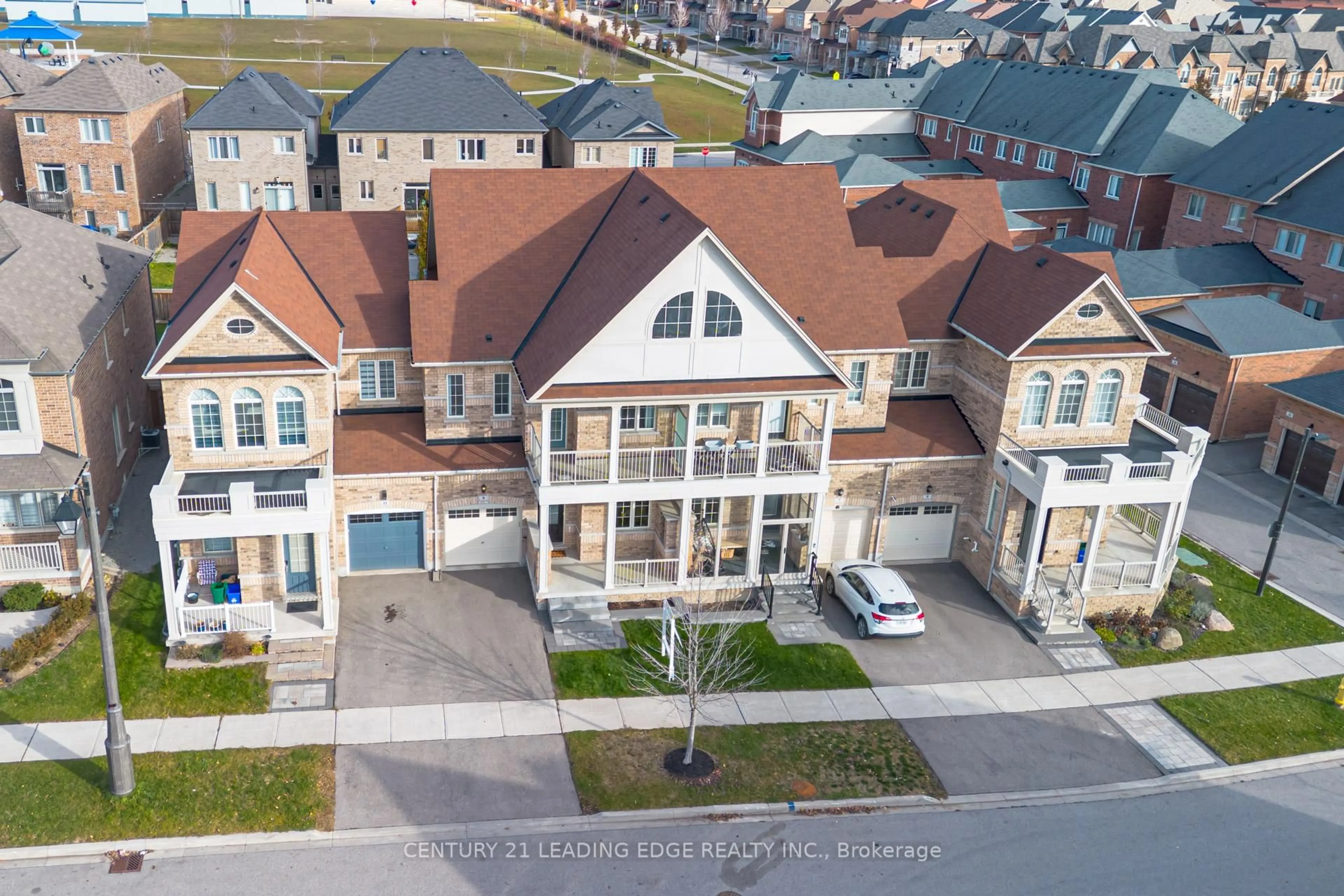 A pic from outside/outdoor area/front of a property/back of a property/a pic from drone, street for 9 AKSEL RINCK Dr, Markham Ontario L6C 1N7