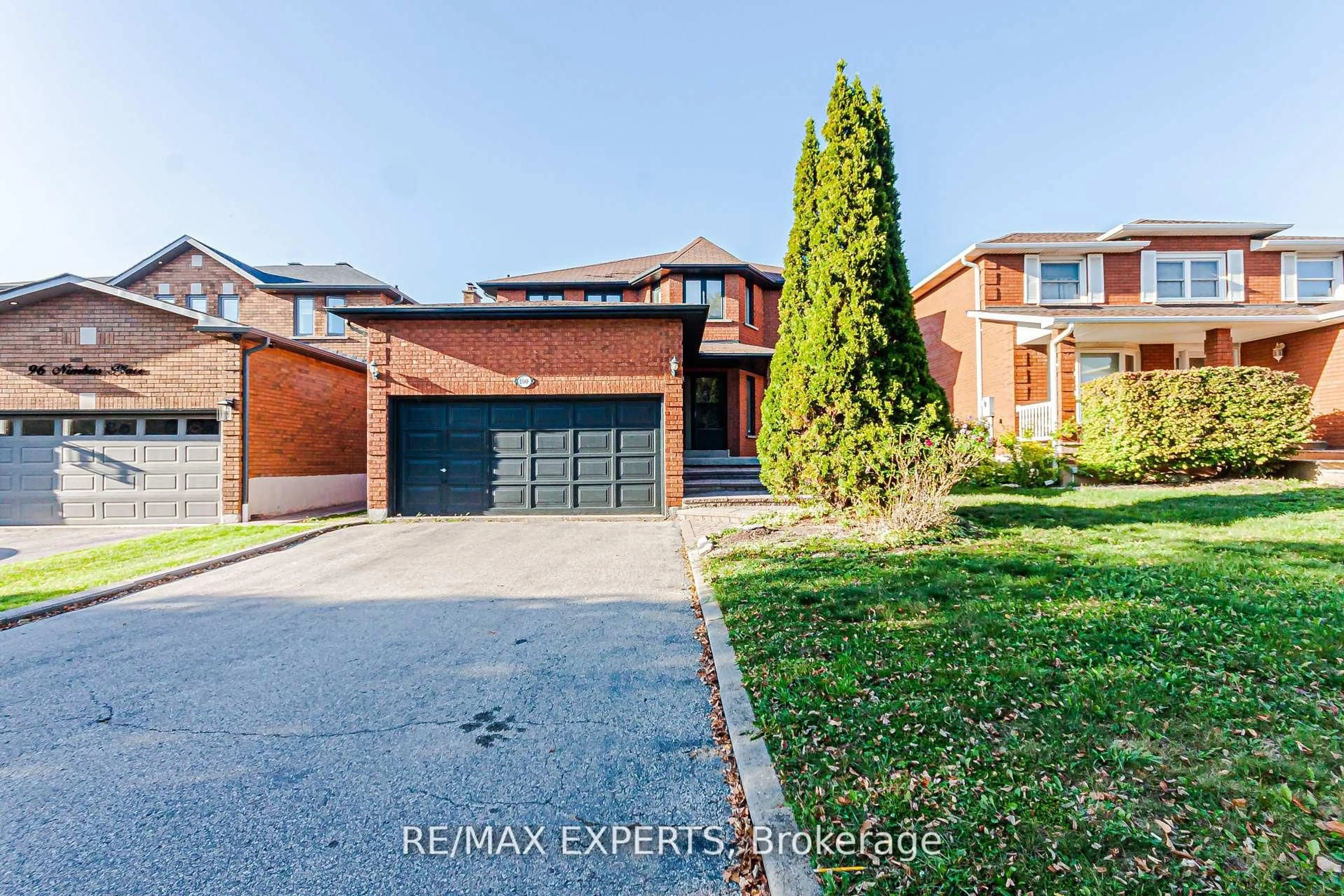 Home with brick exterior material, street for 100 Nimbus Pl, Vaughan Ontario L4L 1Z7