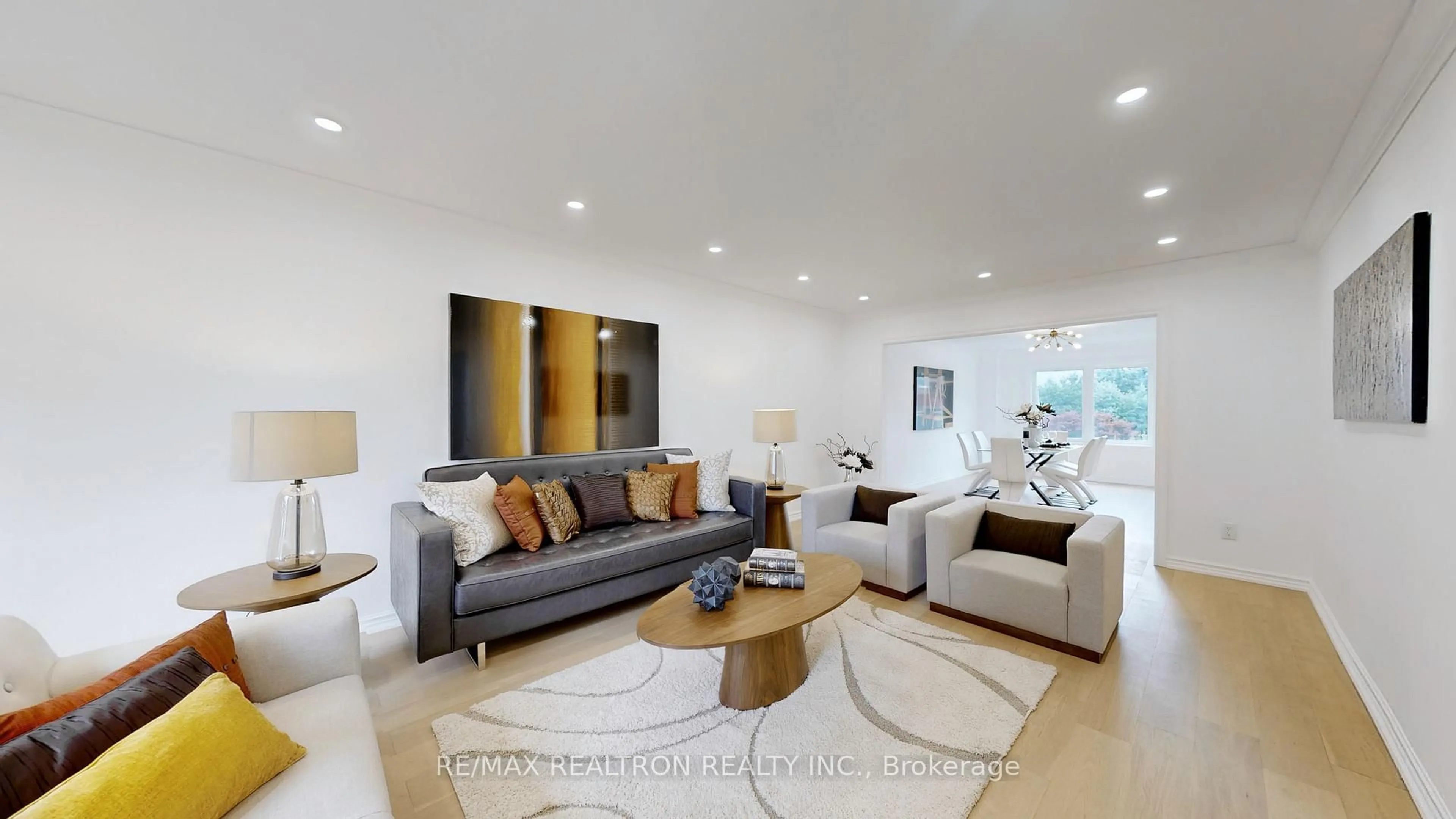 Living room with furniture, unknown for 54 Central Park Dr, Markham Ontario L3P 7E4