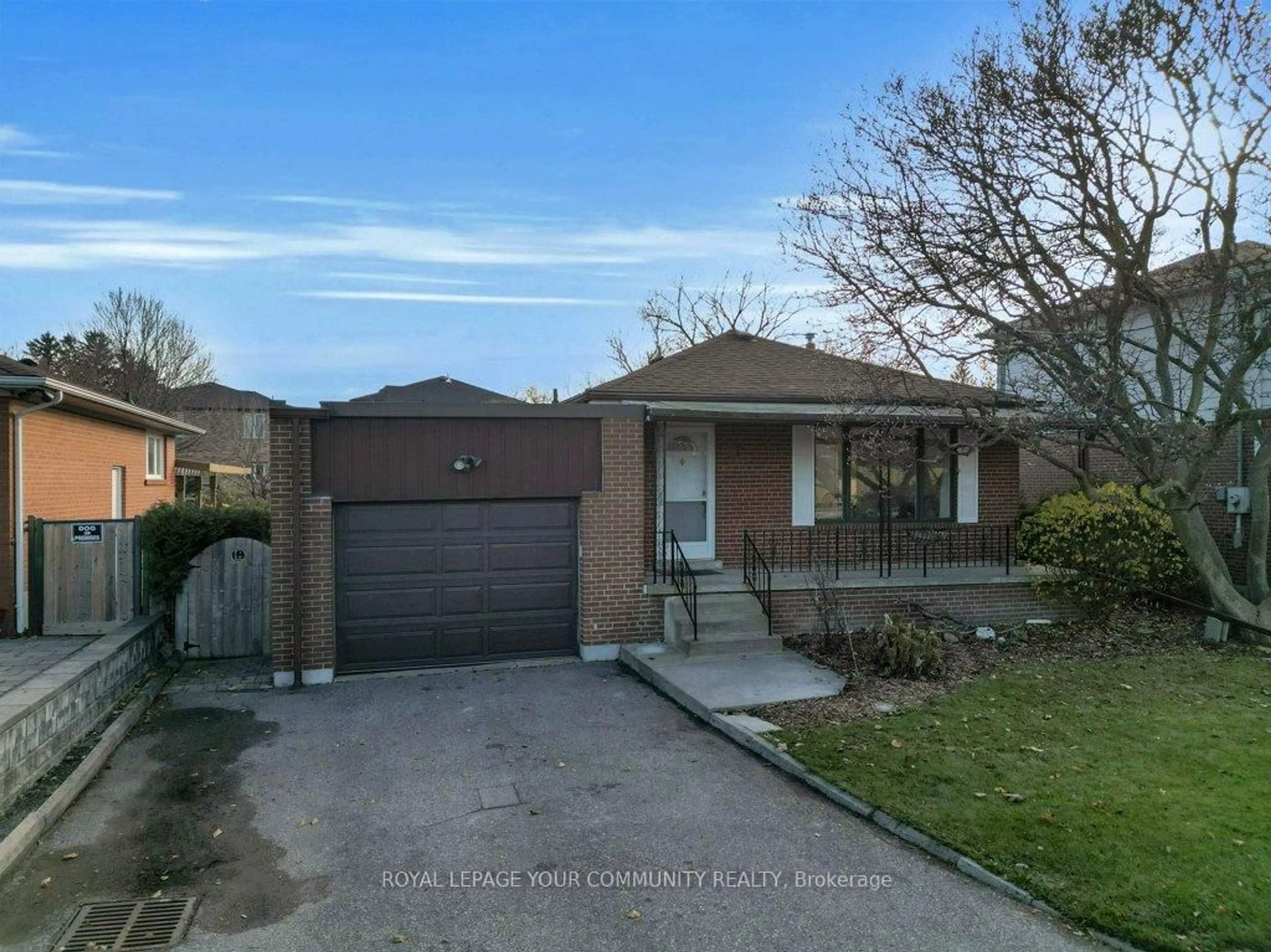 Home with brick exterior material, street for 81 Clark Ave, Markham Ontario L3T 1S7