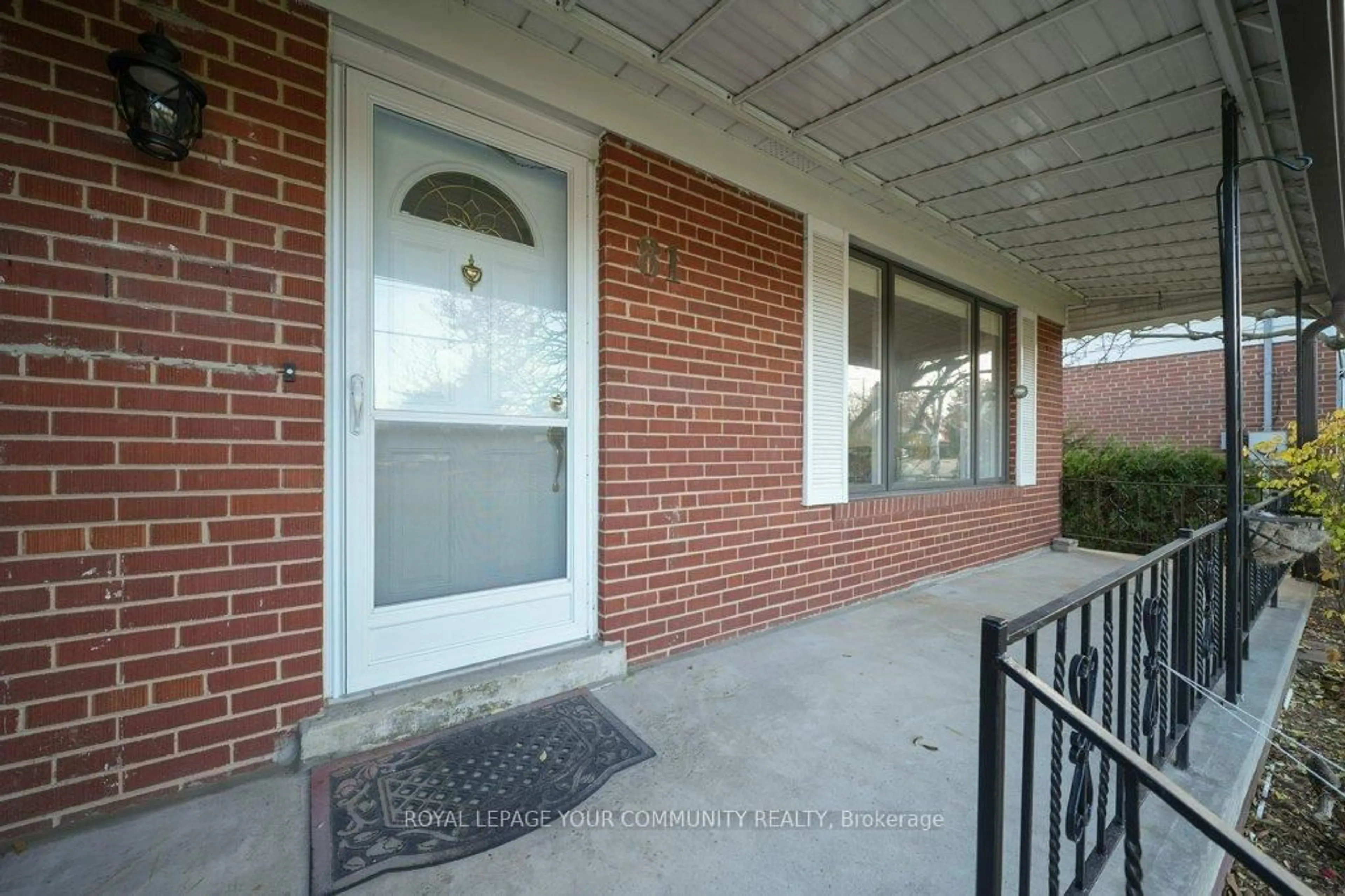 Unknown for 81 Clark Ave, Markham Ontario L3T 1S7