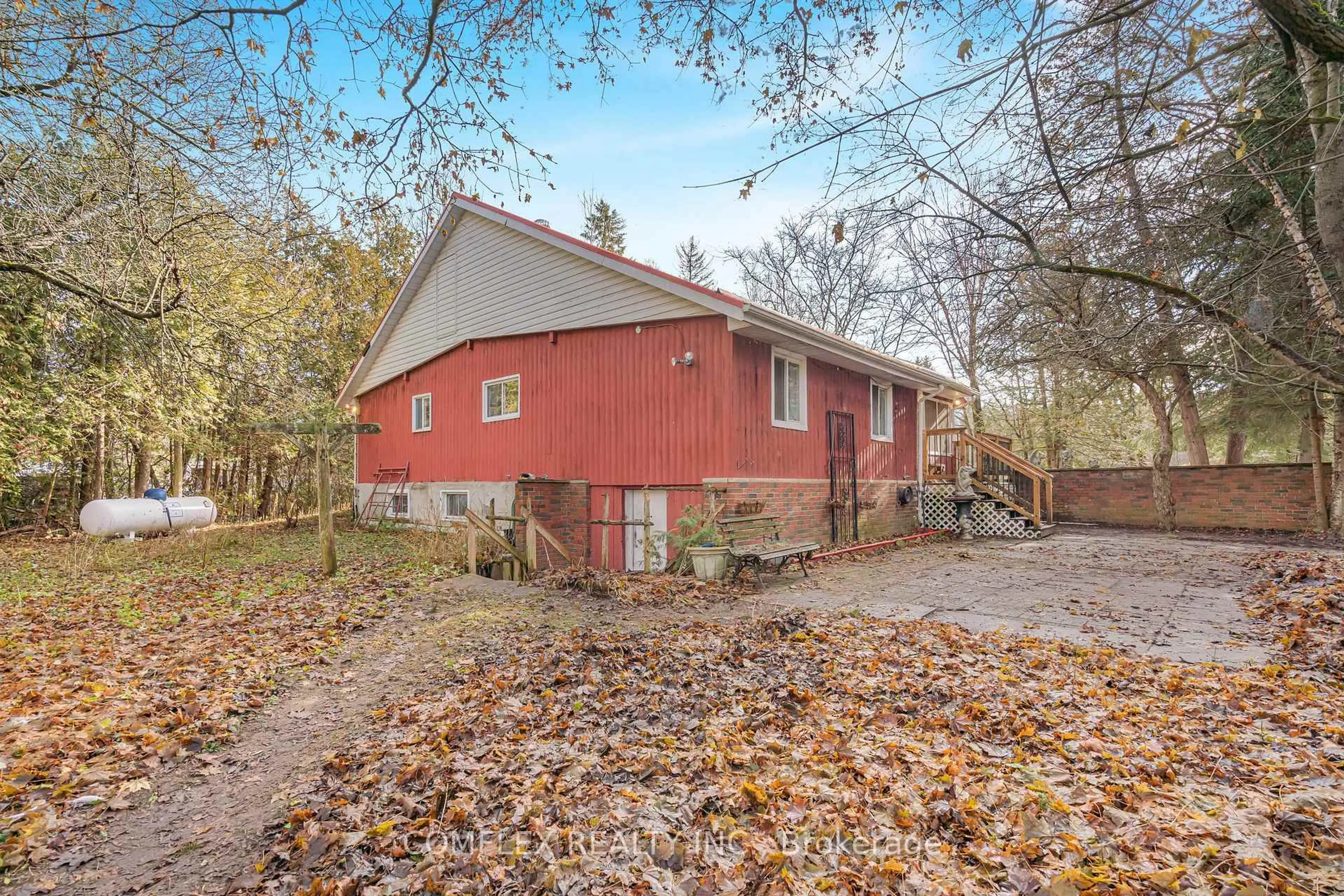 Unknown for 222 Davis Dr, Uxbridge Ontario L4A 7X4