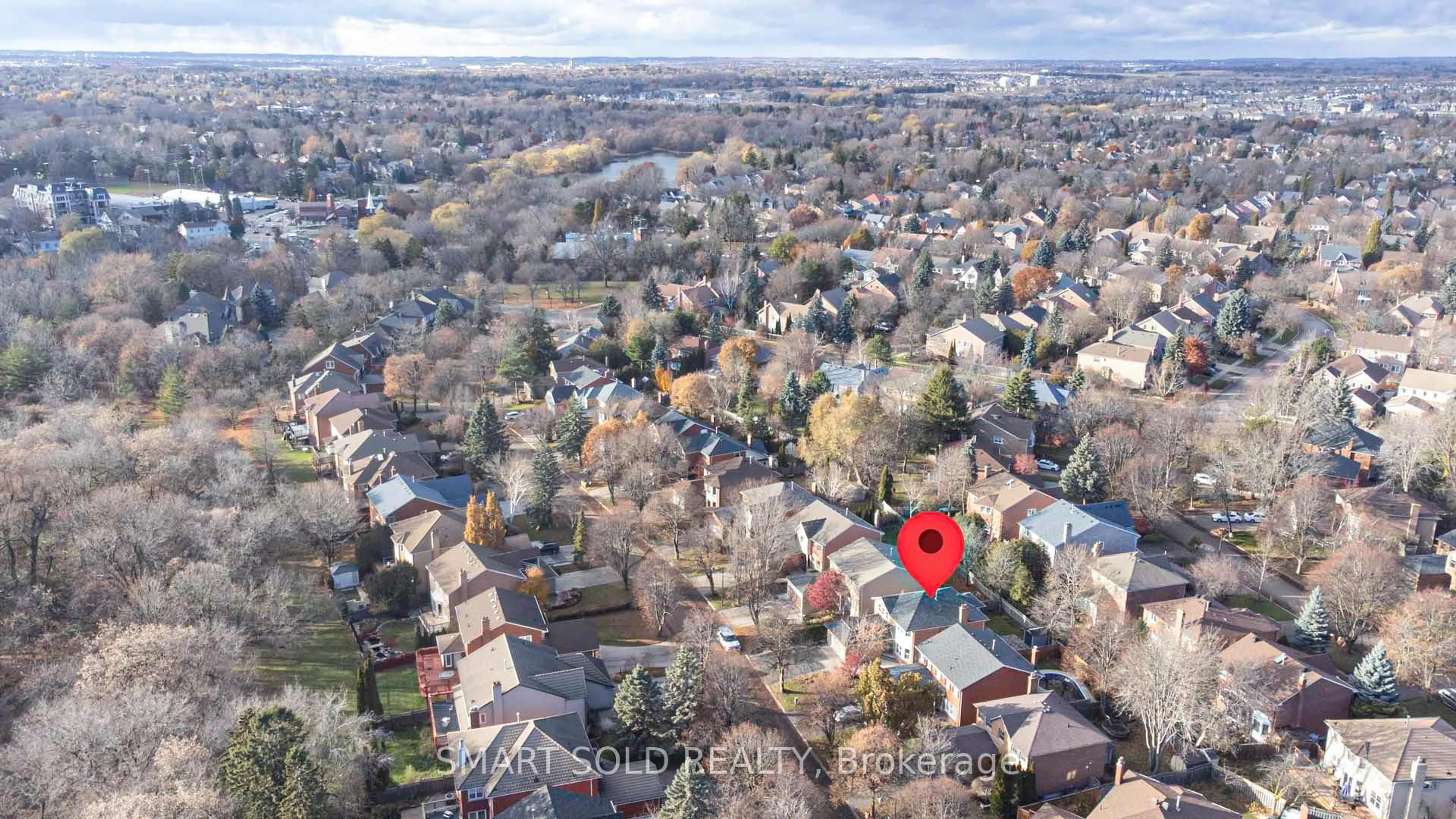 A pic from outside/outdoor area/front of a property/back of a property/a pic from drone, city buildings view from balcony for 36 Stanford Rd, Markham Ontario L3R 6M1