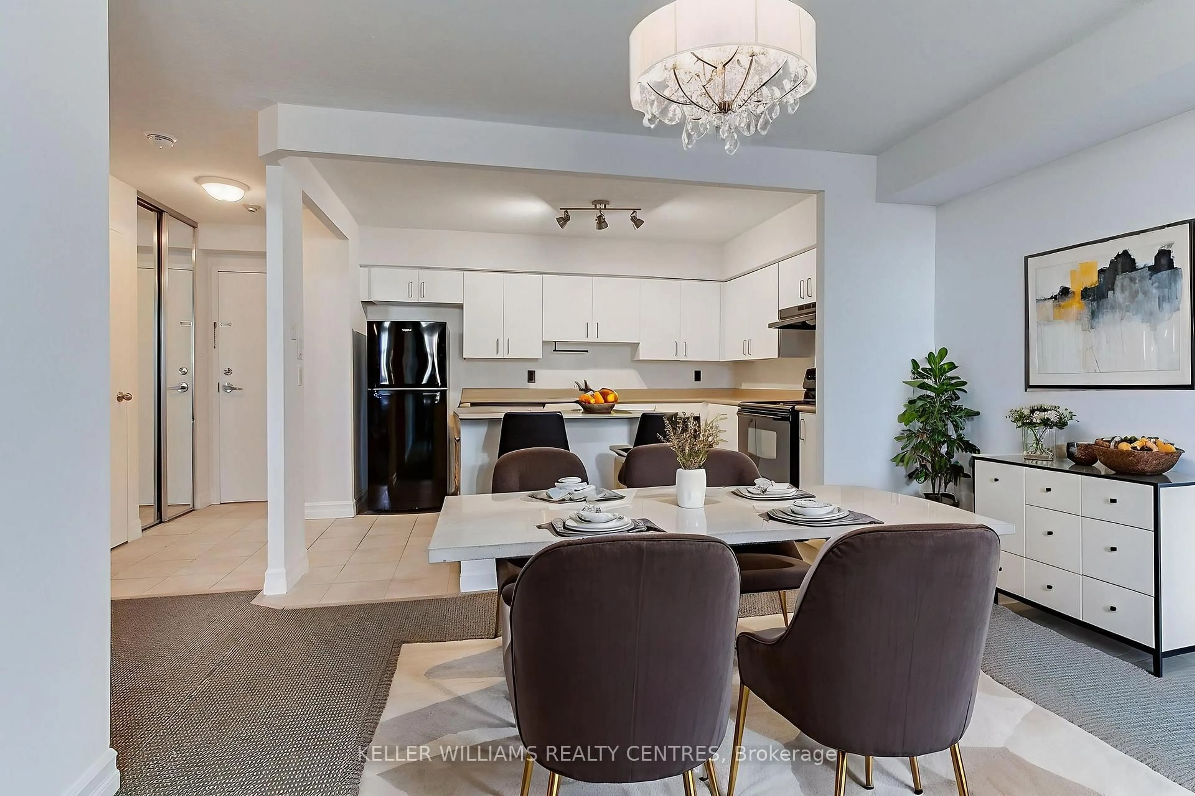 Open concept kitchen, unknown for 260 Davis Dr #408, Newmarket Ontario L3Y 7C3