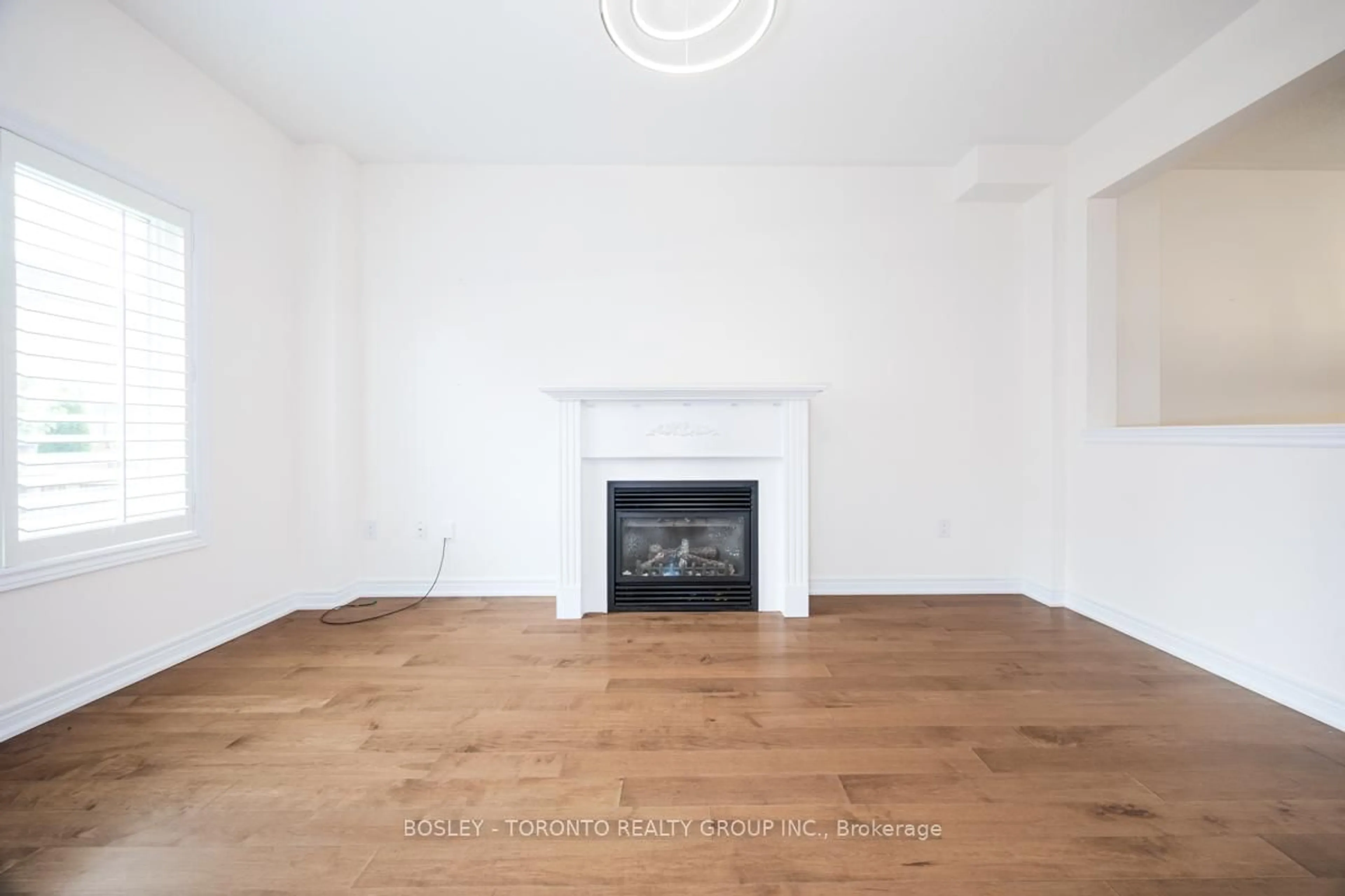 A pic of a room for 100 Ian Baron Ave, Markham Ontario L3R 5C3