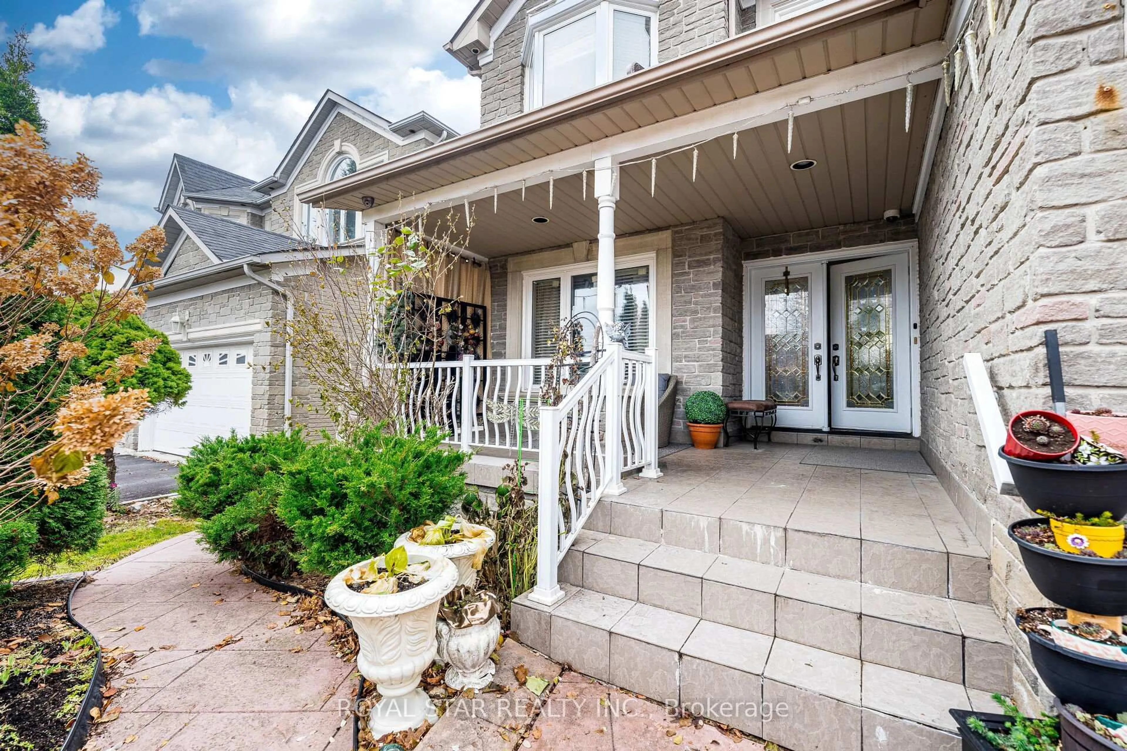 Unknown for 40 Oakdale Rd, Vaughan Ontario L6A 1J1