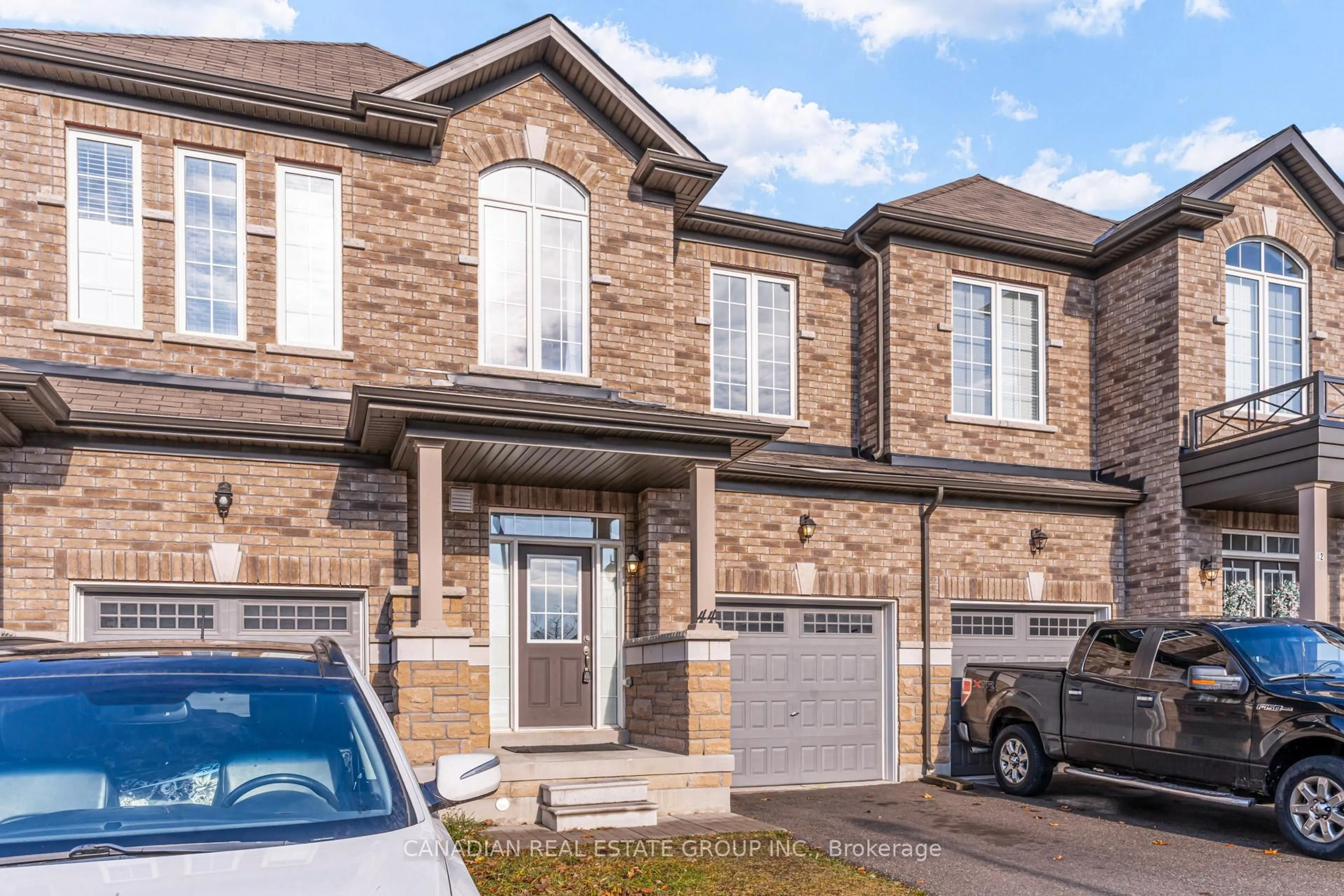 Home with brick exterior material, street for 44 Blackwell Cres, Bradford West Gwillimbury Ontario L3Z 4L3