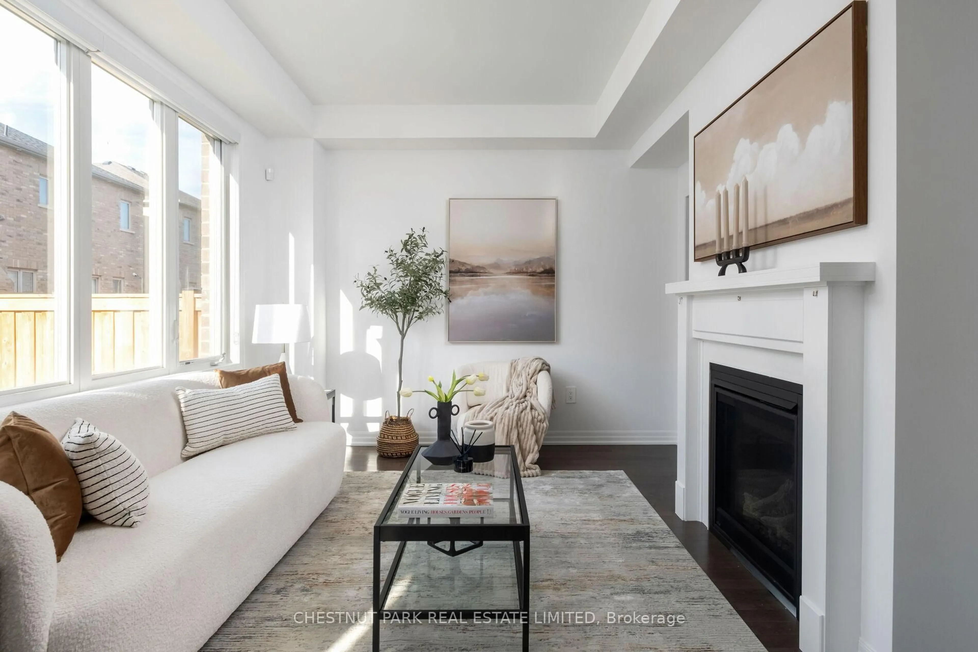 Living room with furniture, unknown for 50 Willow St, Markham Ontario L6E 0W1