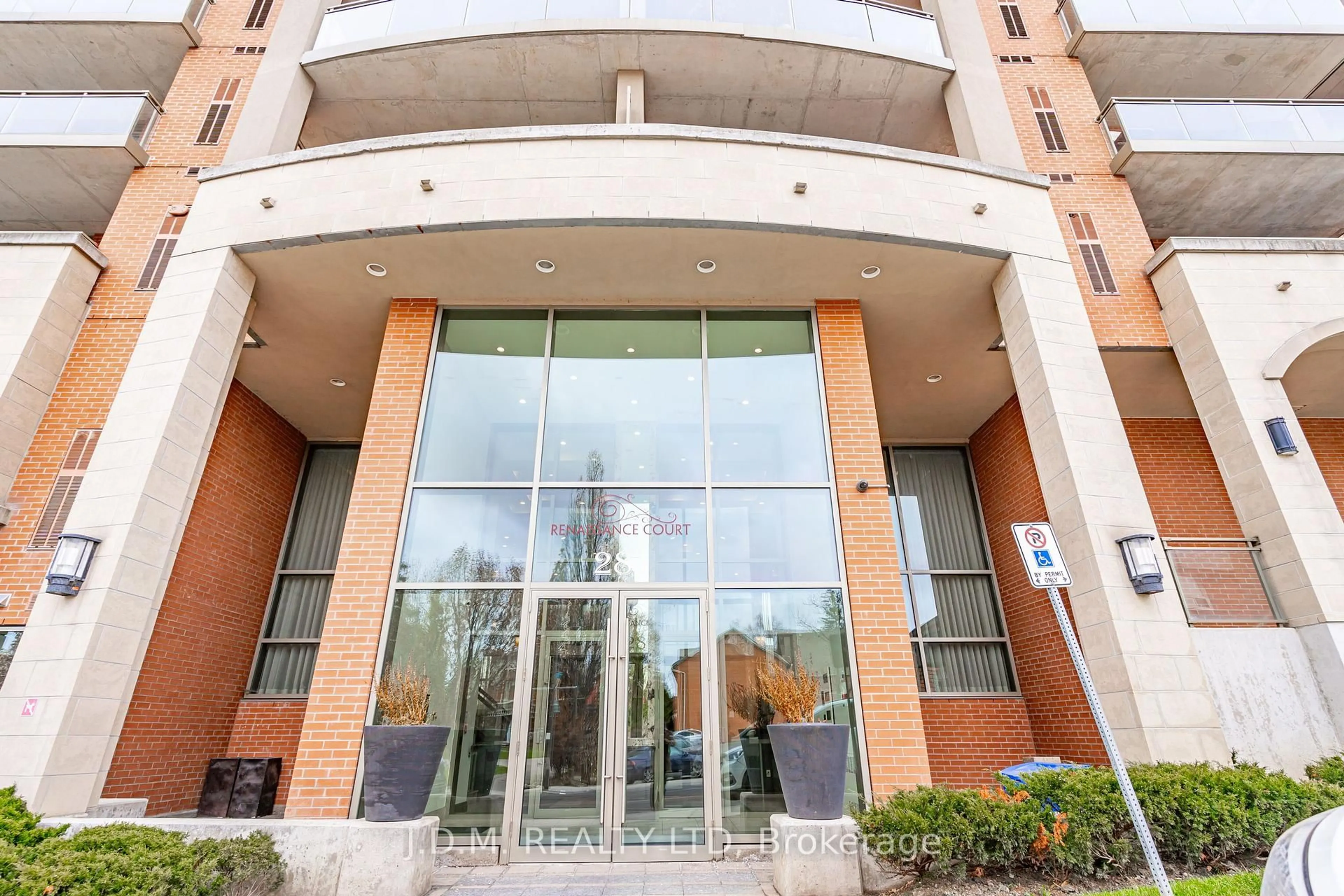 Indoor foyer for 281 Woodbridge Ave #621, Vaughan Ontario L4L 0C6