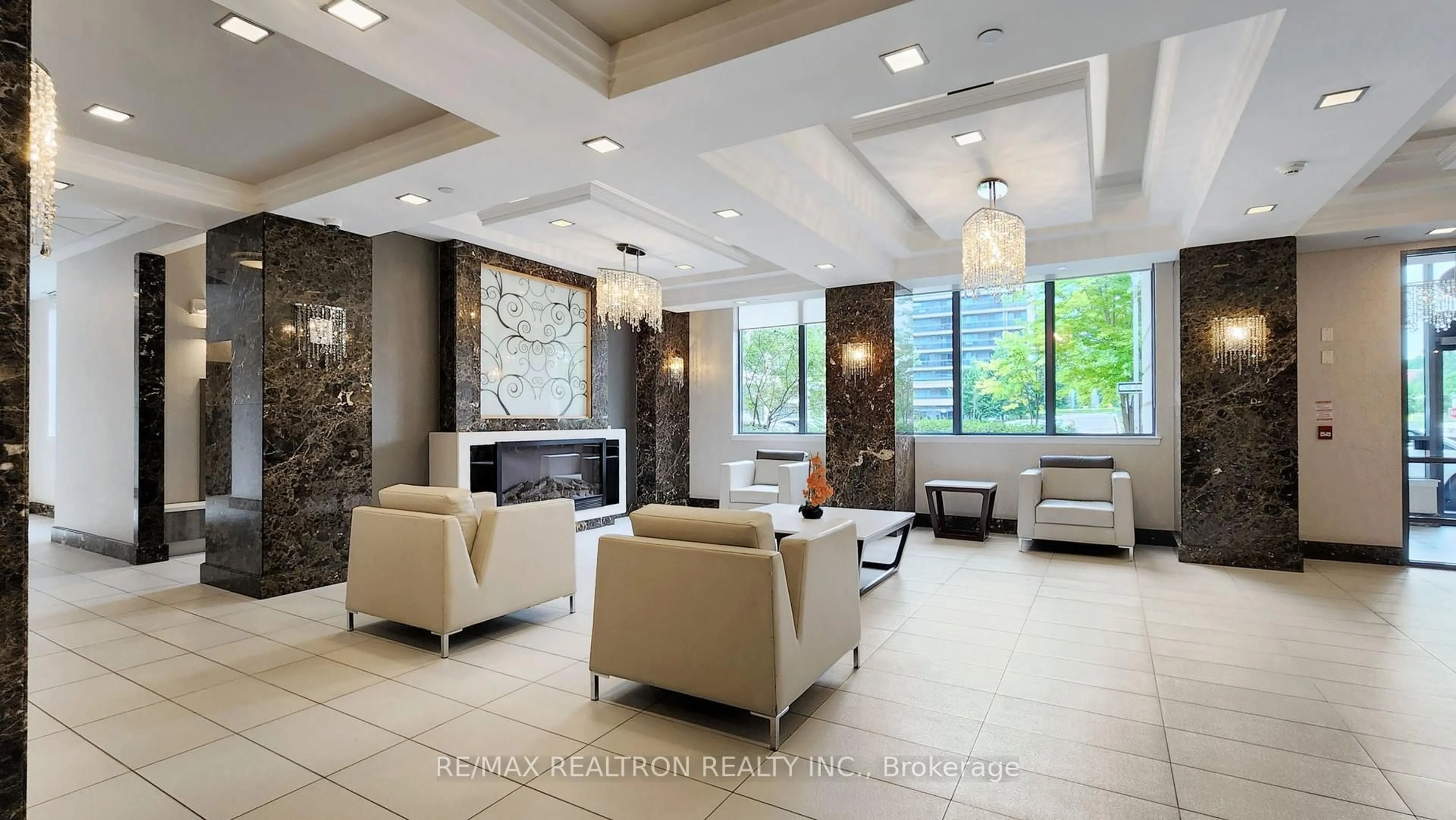 Lobby for 376 Highway 7 #PH09, Richmond Hill Ontario L4B 0C7