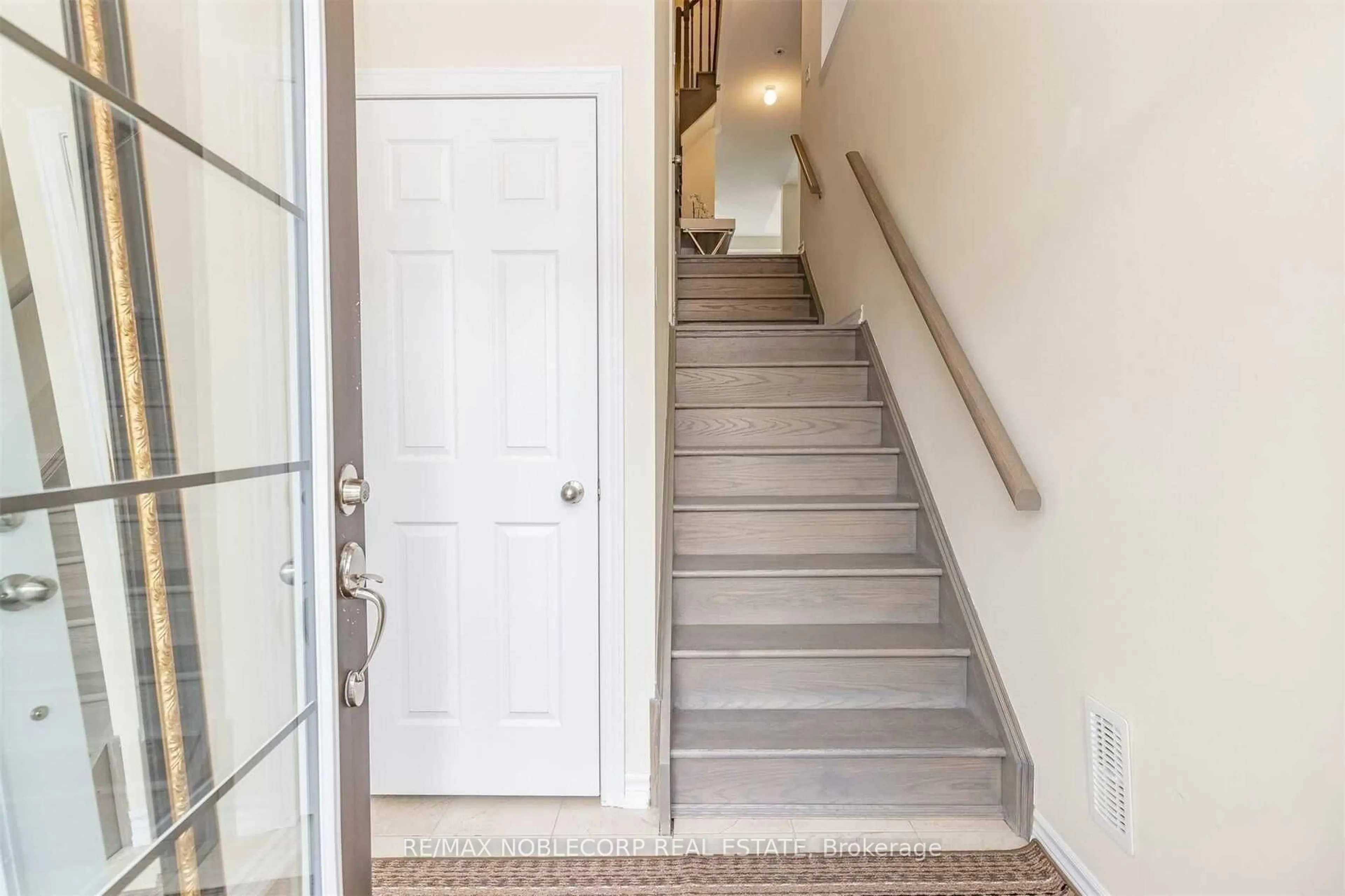 Unknown for 144 Sunset Terr, Vaughan Ontario L4L 1A6