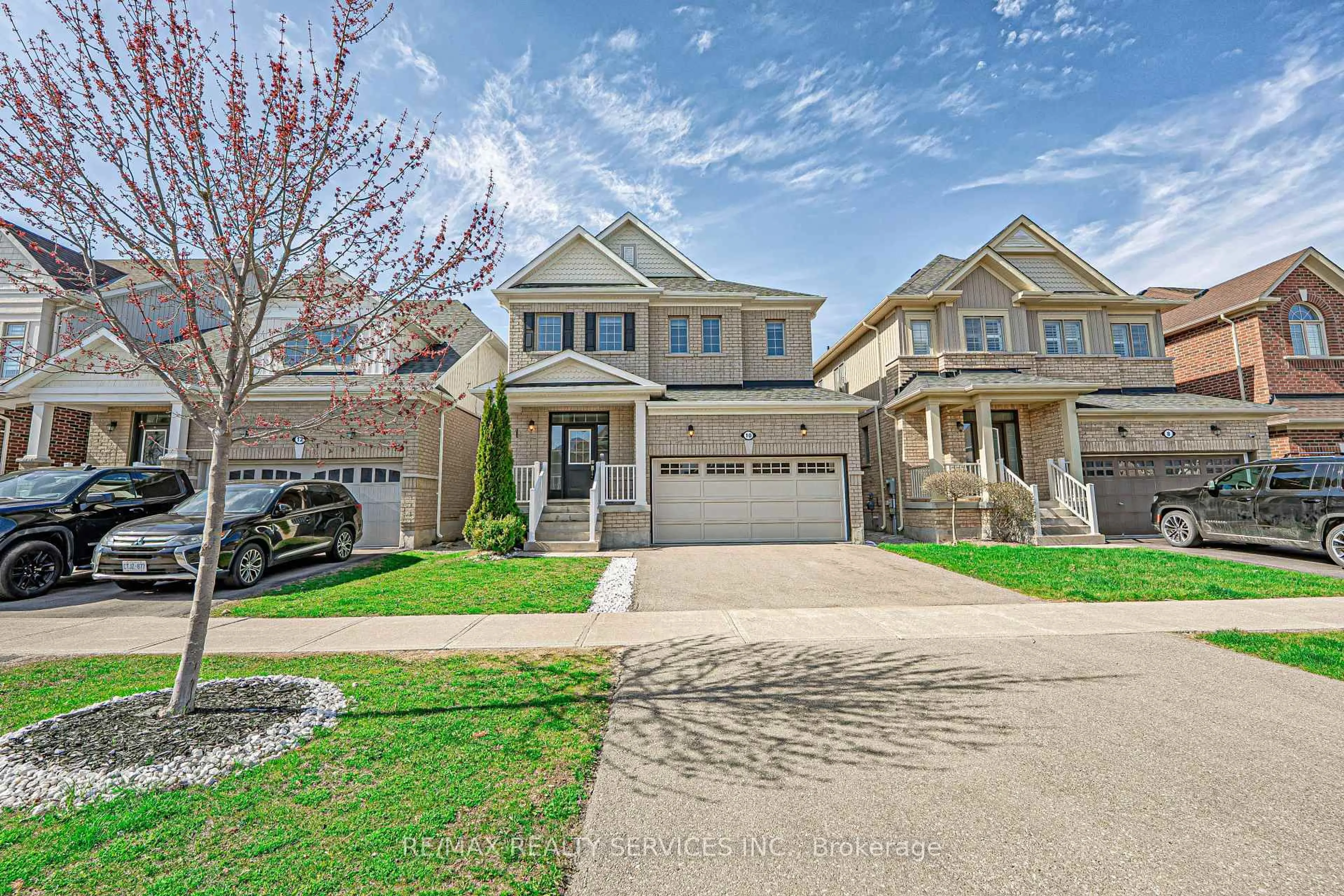 Unknown for 10 Mccabe Lane, New Tecumseth Ontario L0G 1W0